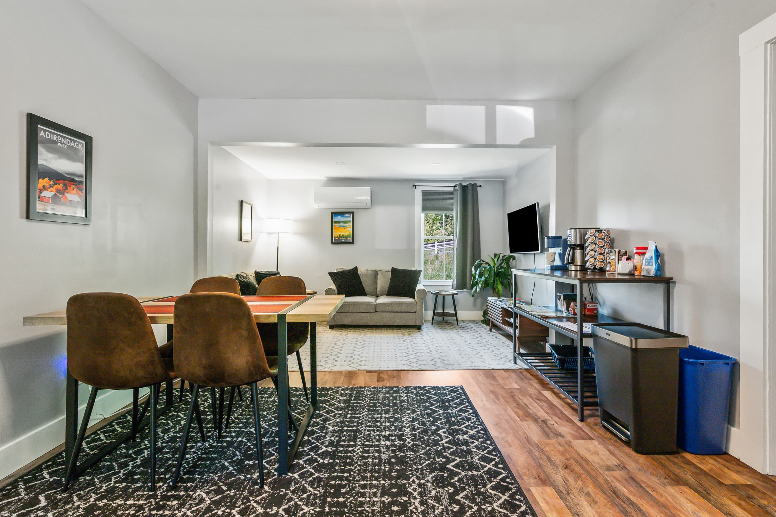 Dining table, coffee bar and lounge area.