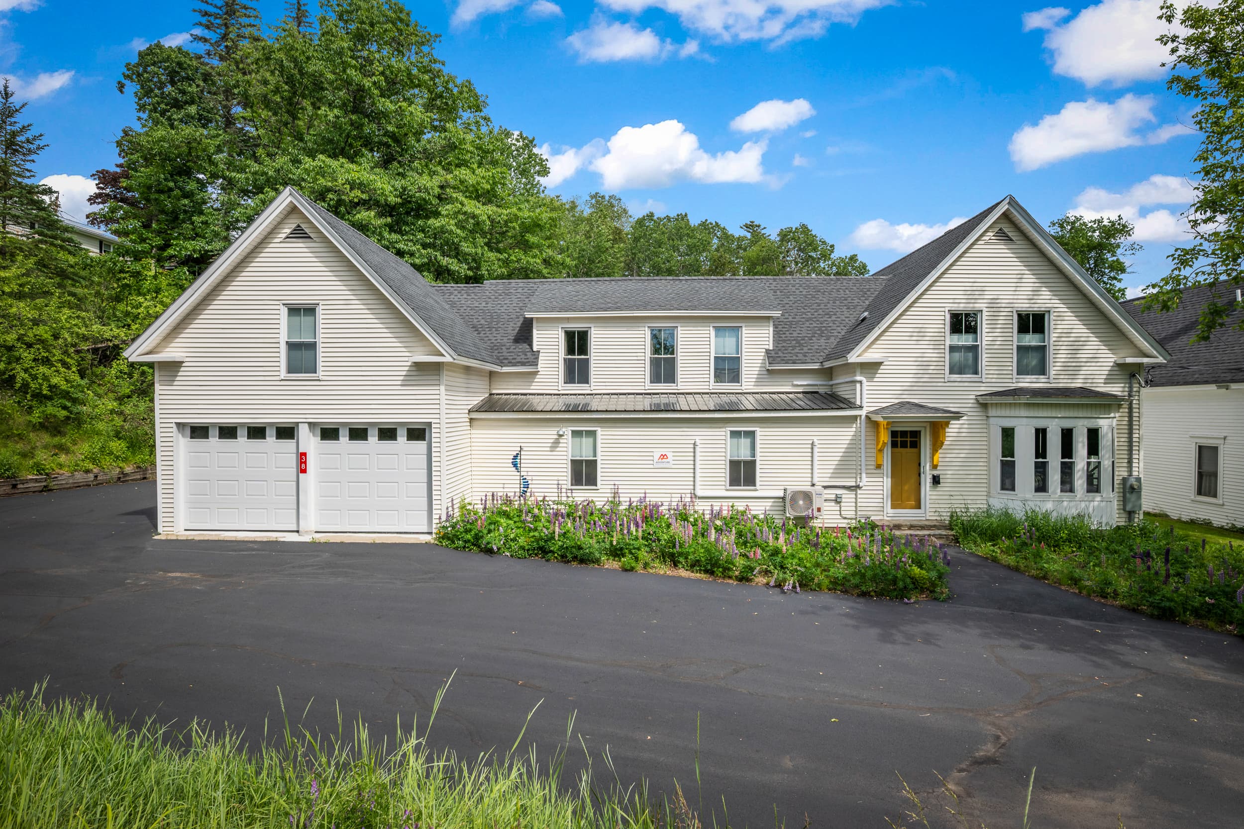 The front view of your Whitefield lodging.