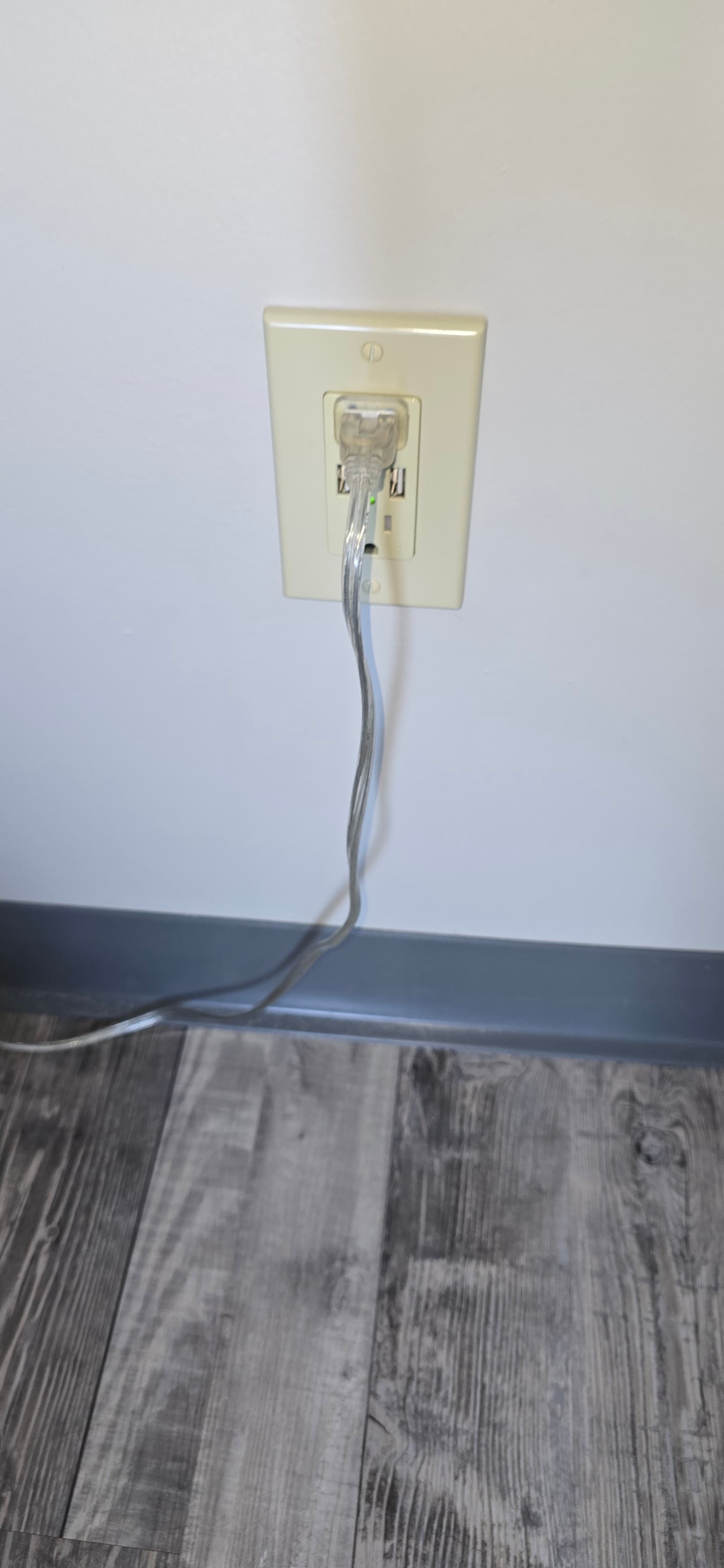 Usb Outlet