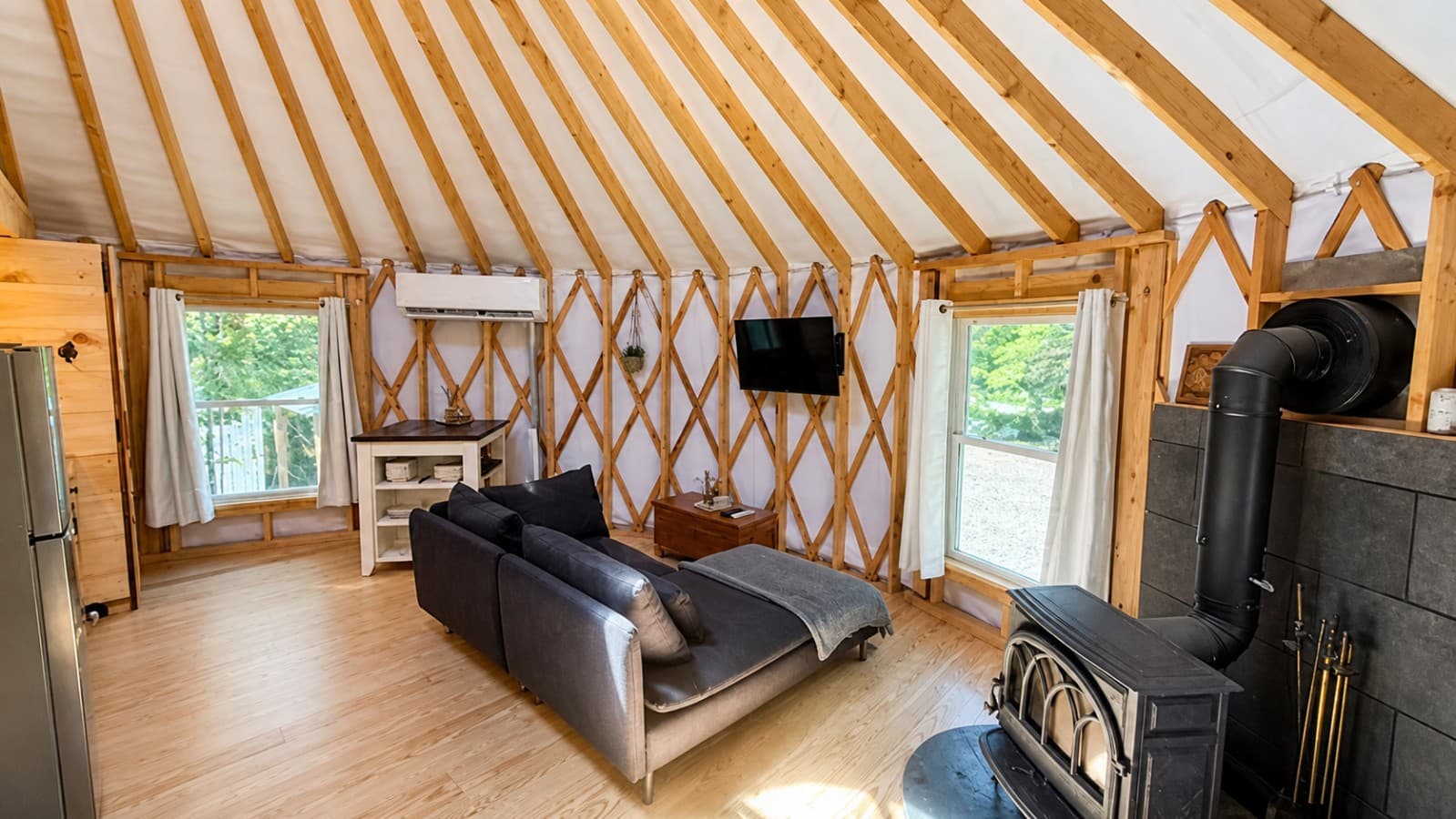 Yurt (22).png
