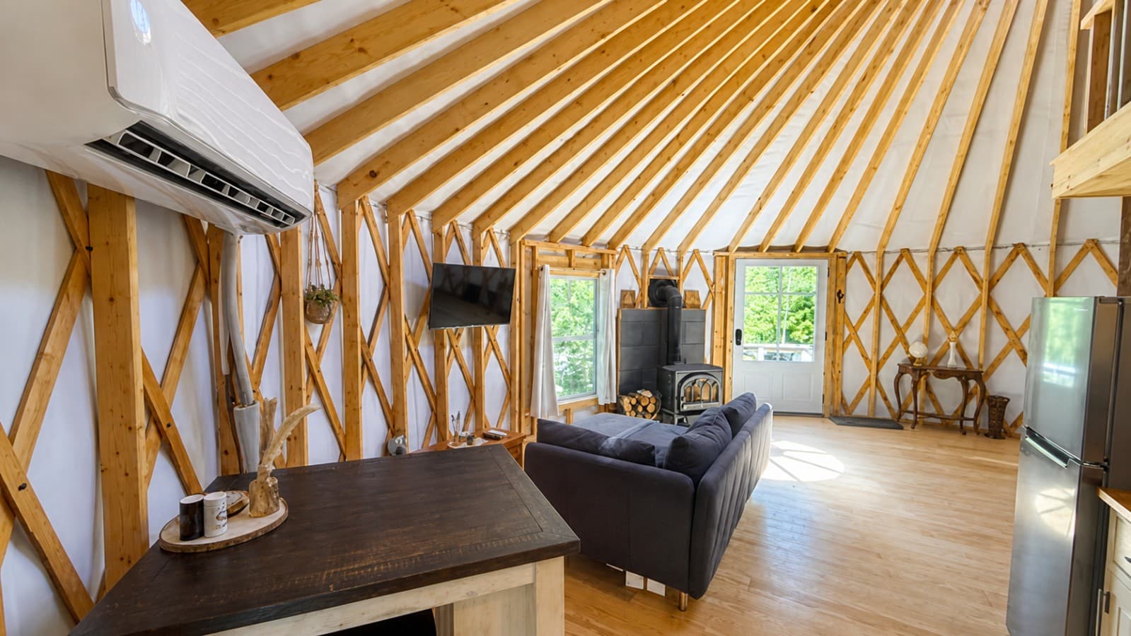 Yurt (21).png