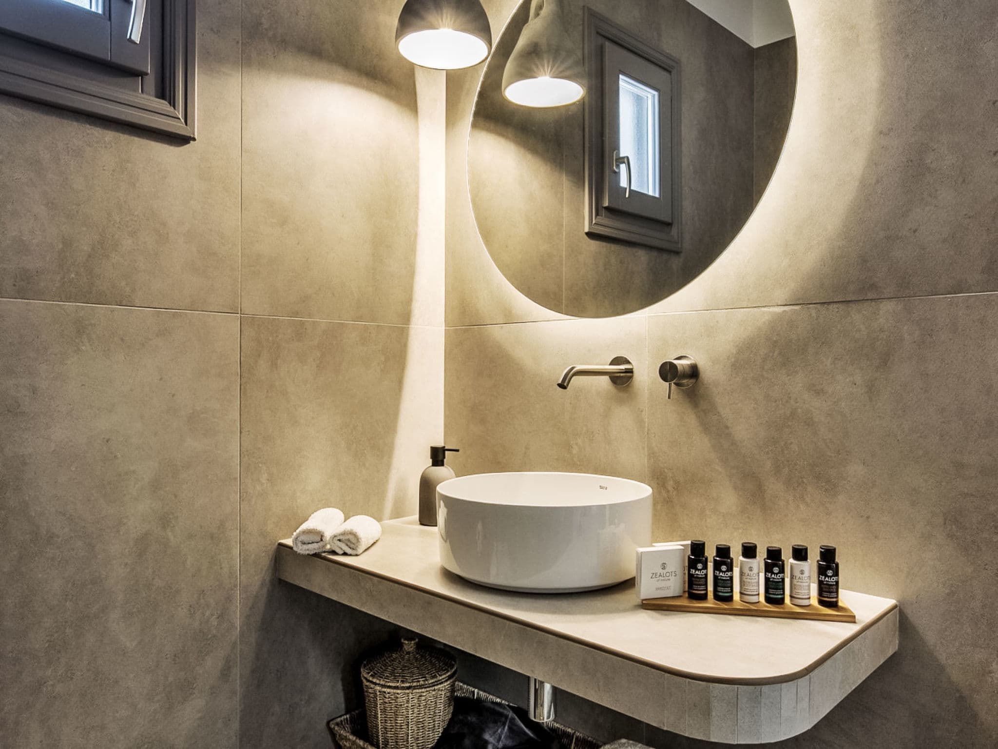 Bathroom / Wellness