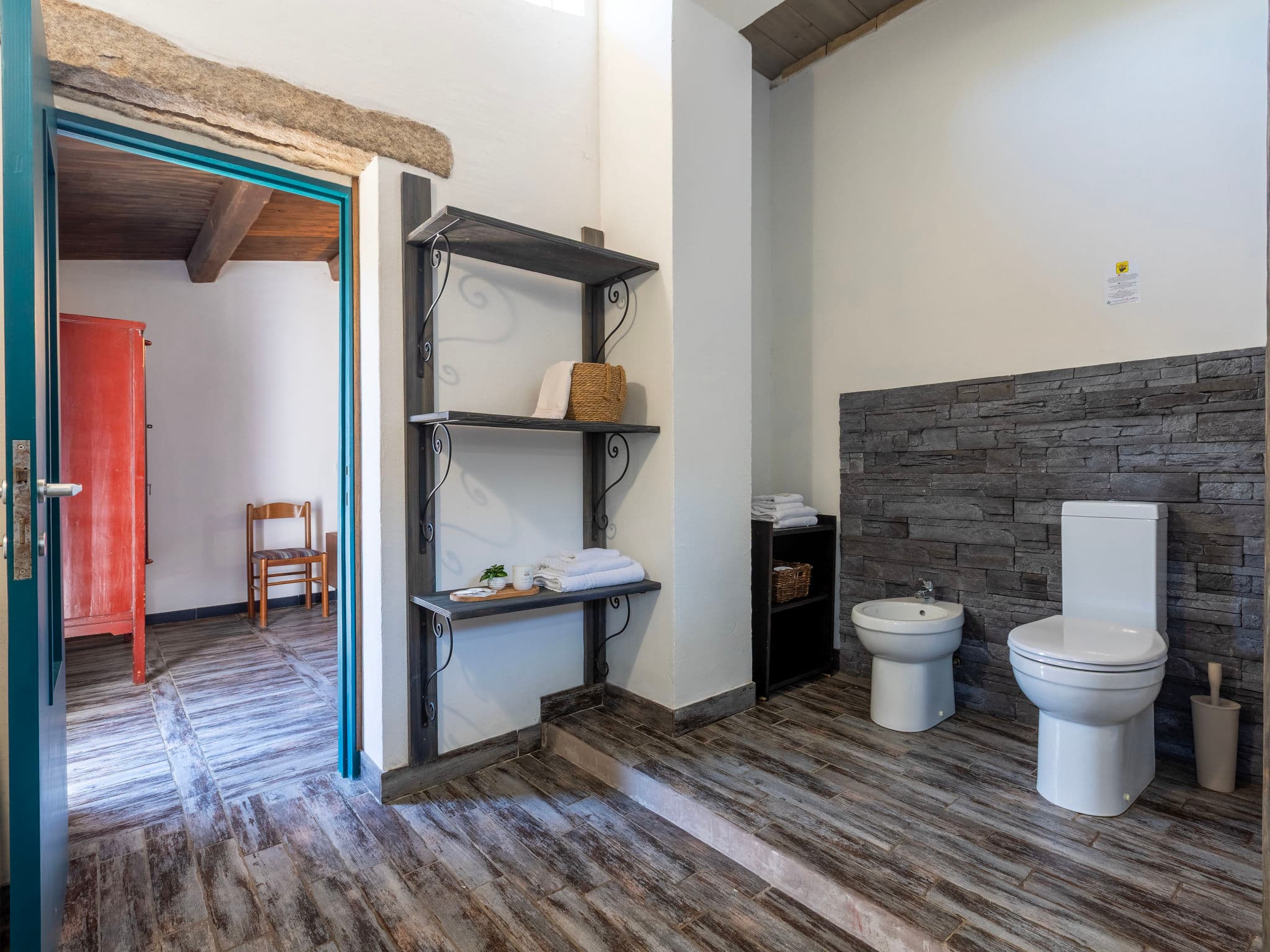 Bathroom / Wellness