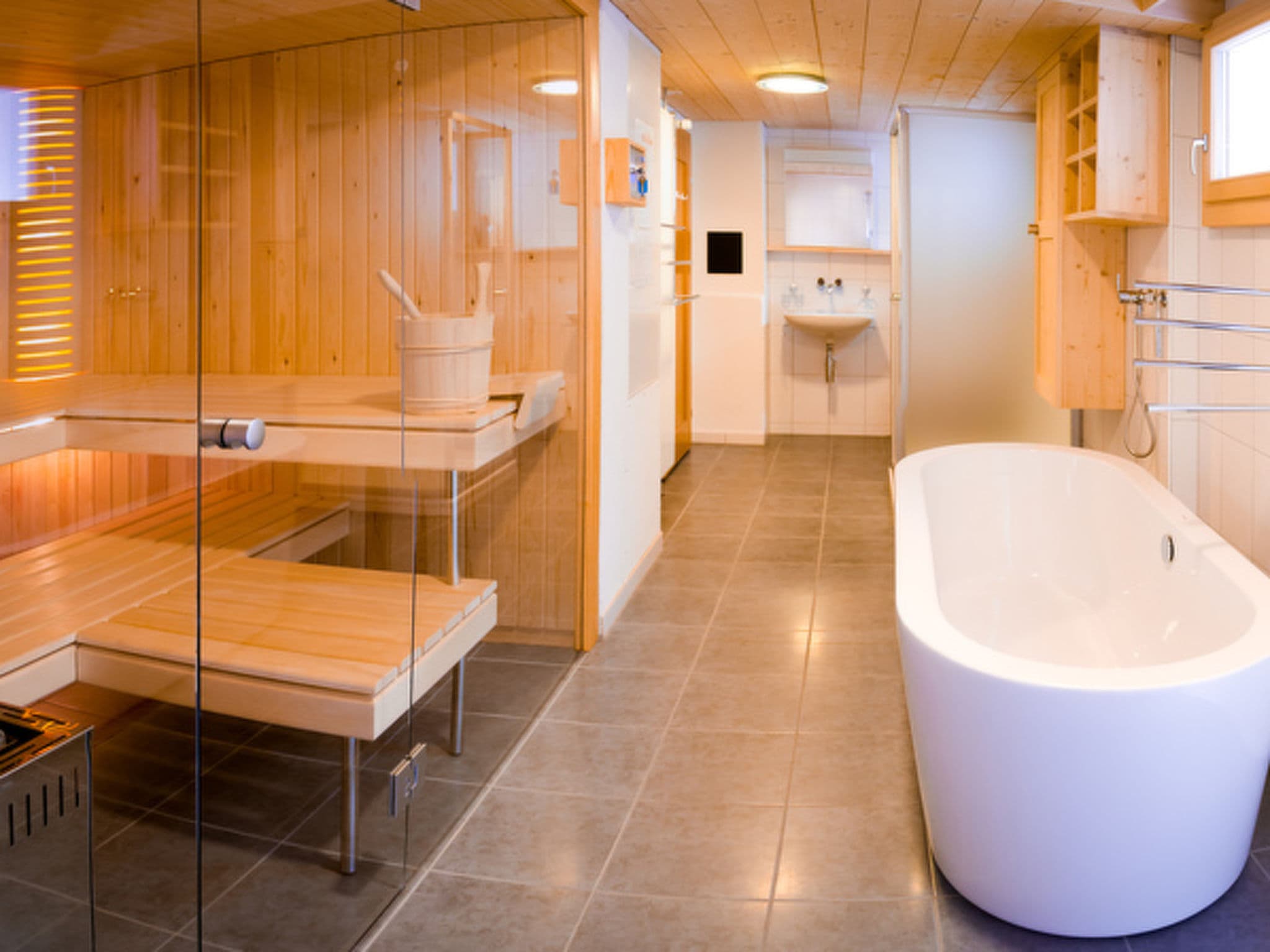 Bathroom / Wellness