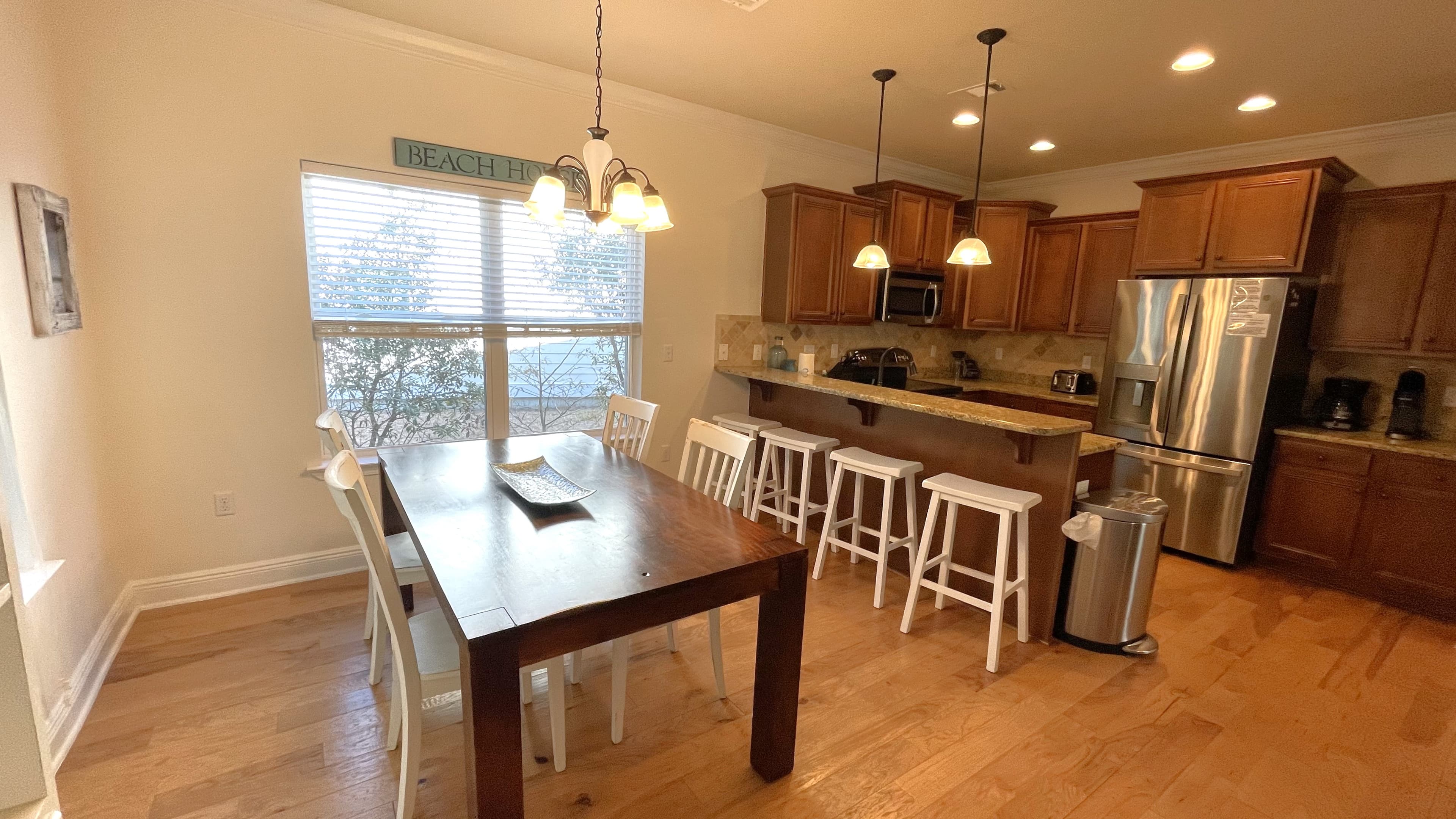 Dining/Kitchen