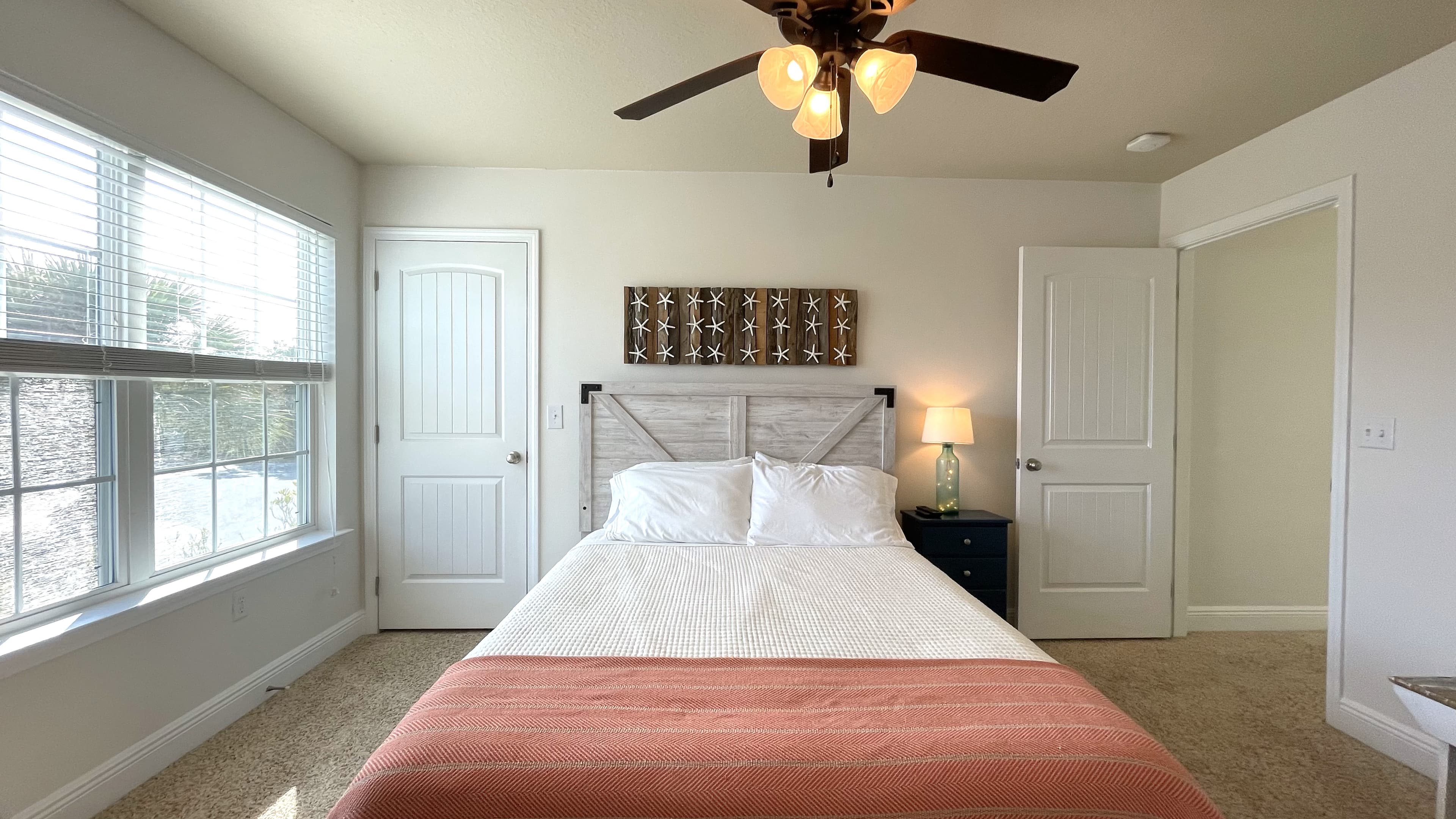 Bedroom 2 Queen