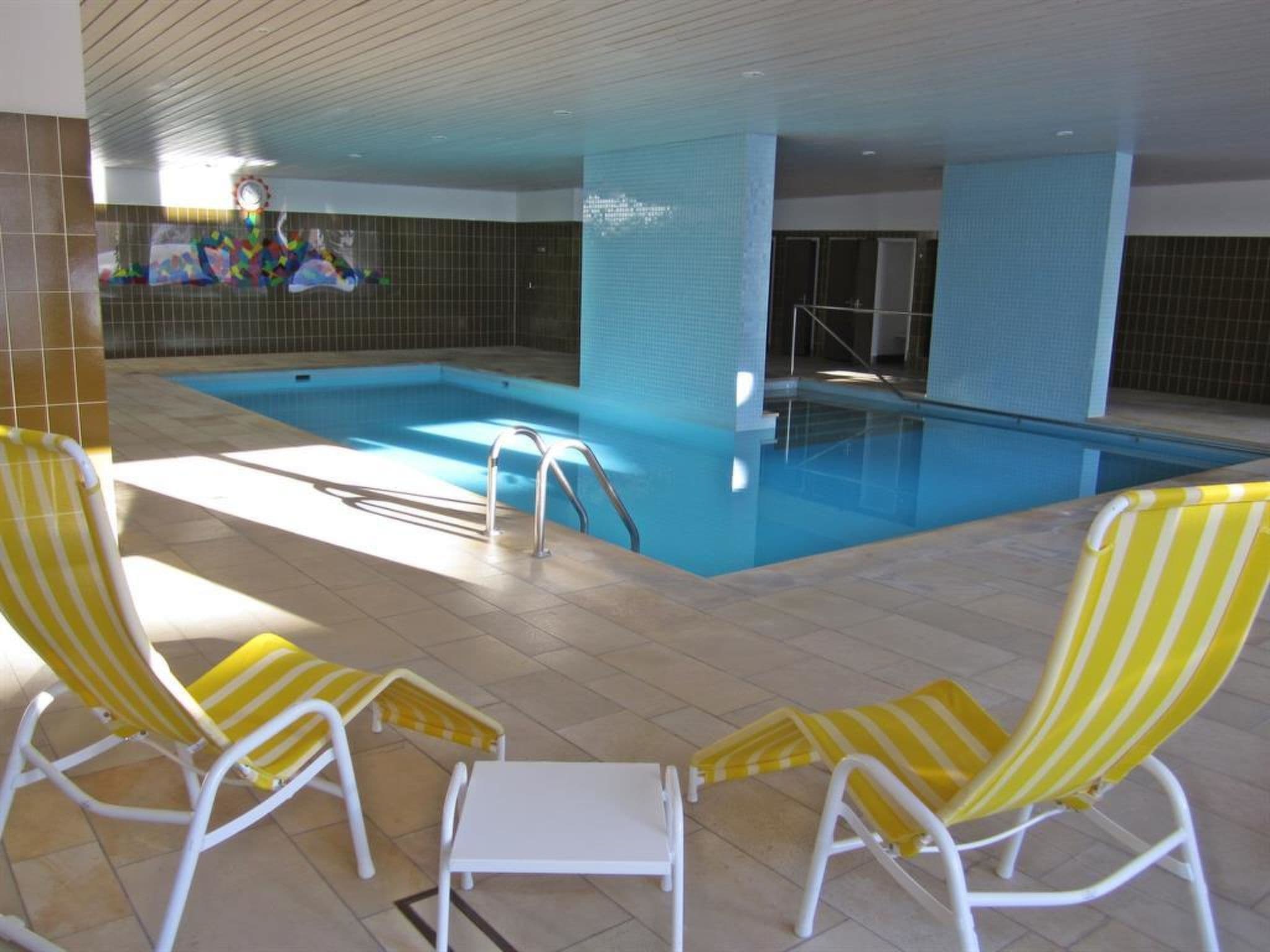 Pool Indoor