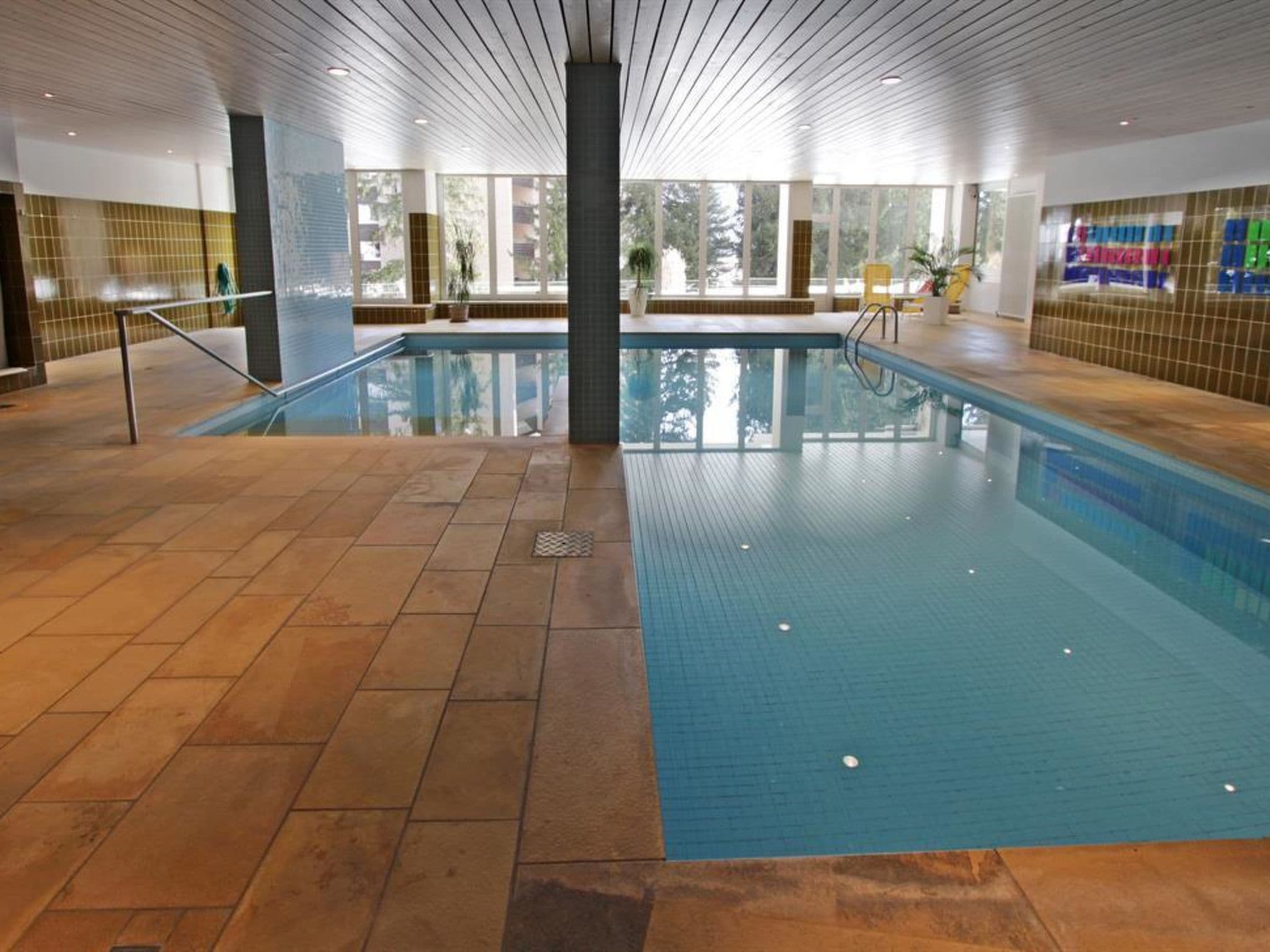 Pool Indoor