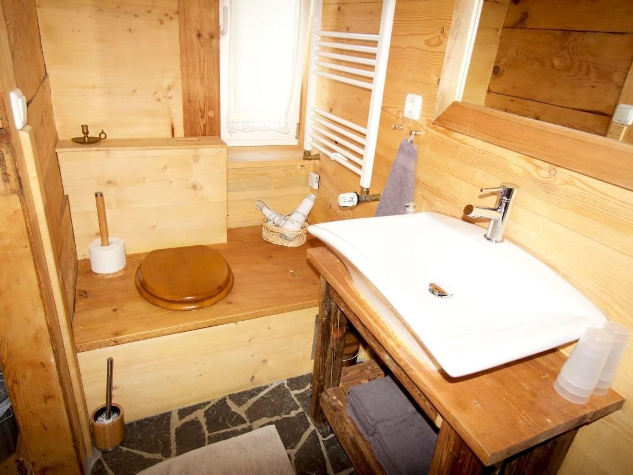 Bathroom / Wellness