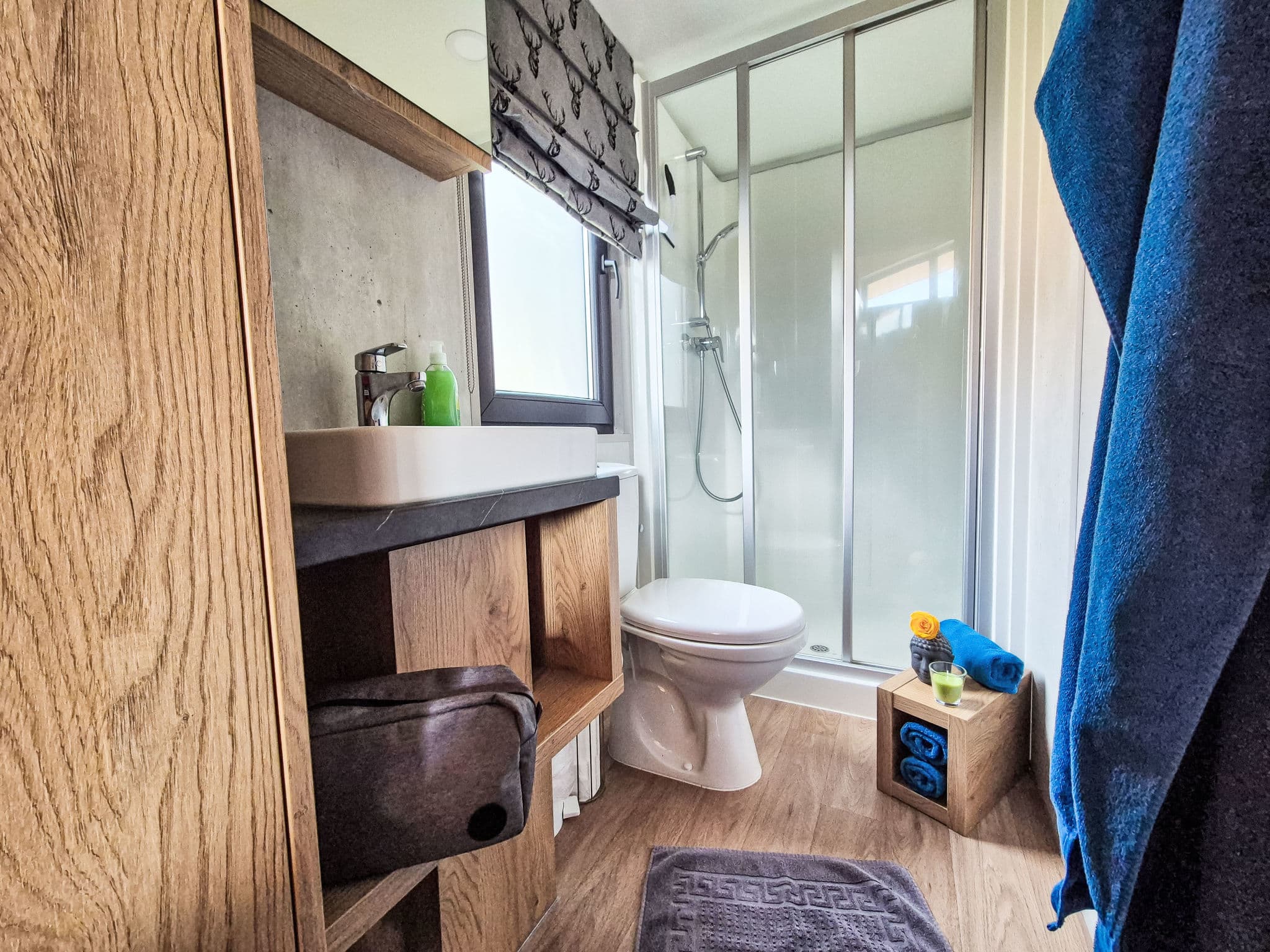 Bathroom / Wellness