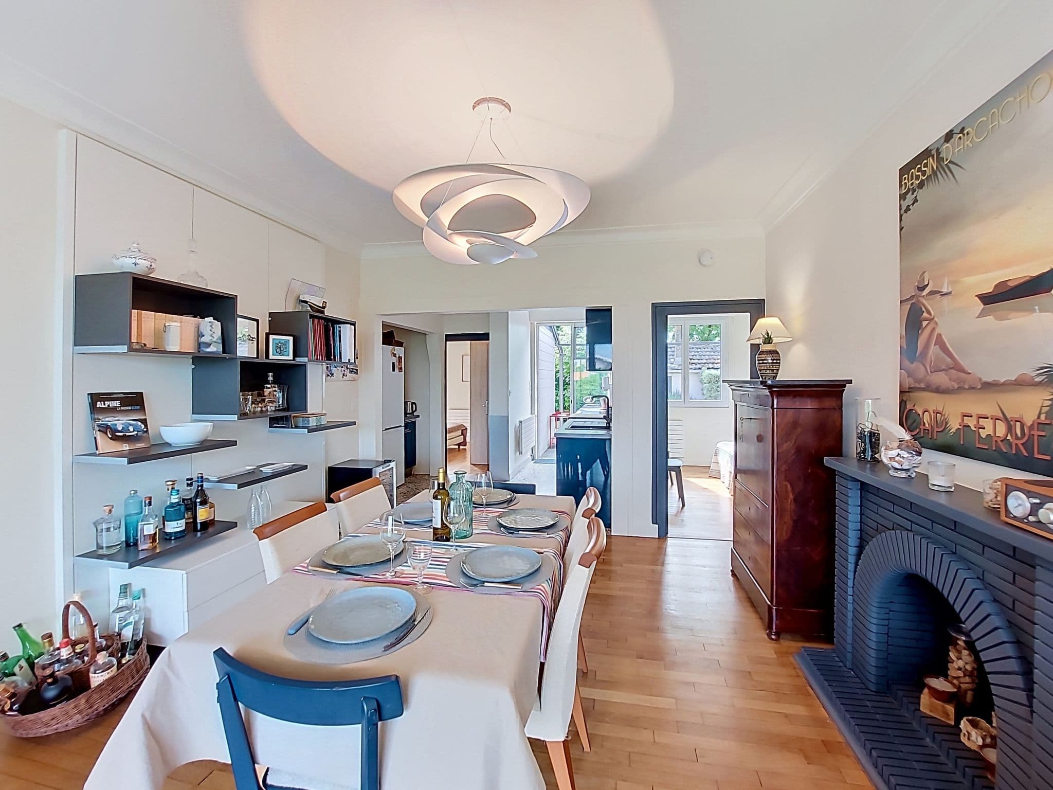 Kitchen / Dining Room