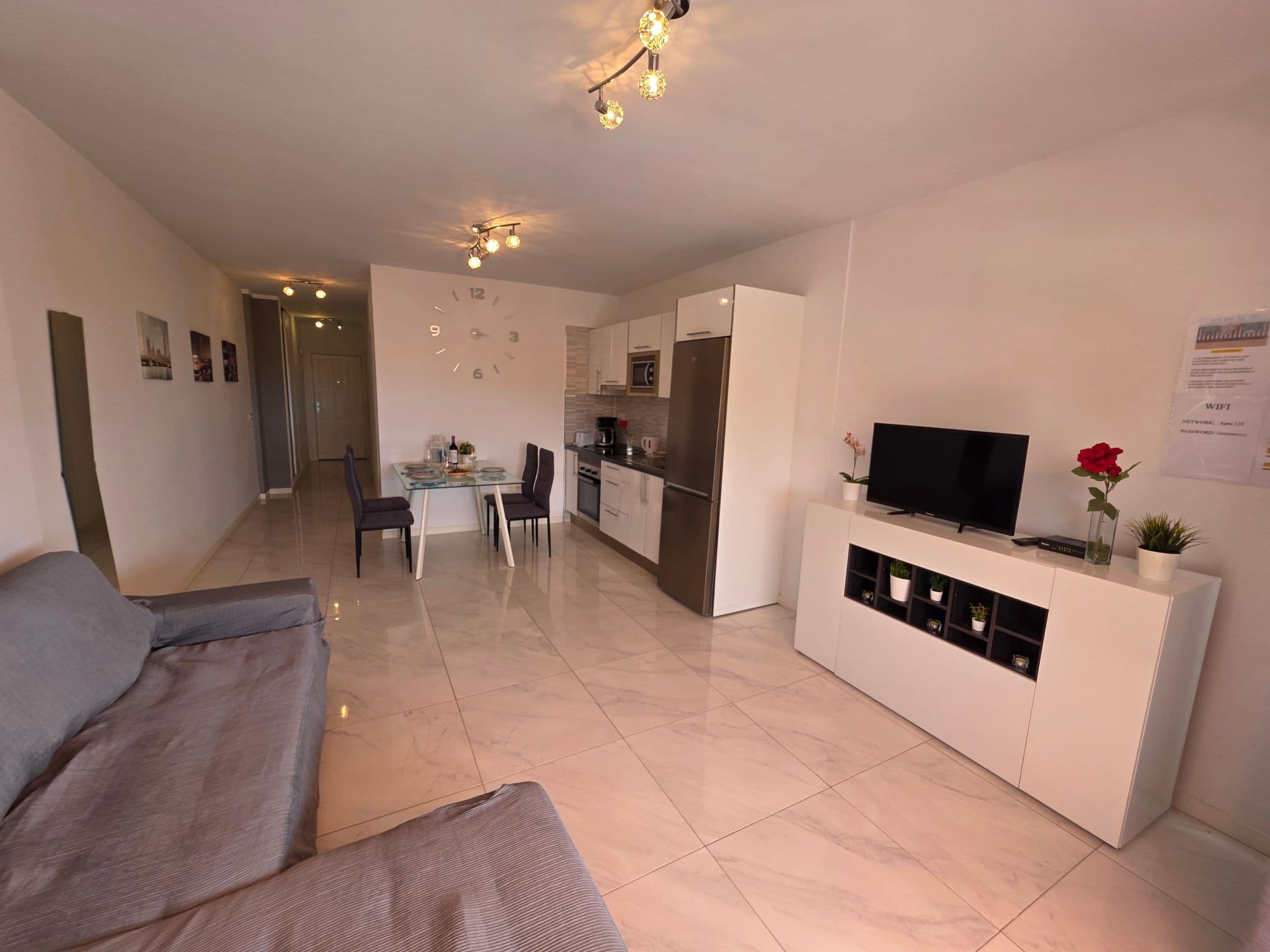 Kitchen / Dining Room