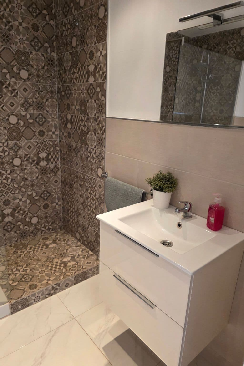 Bathroom / Wellness