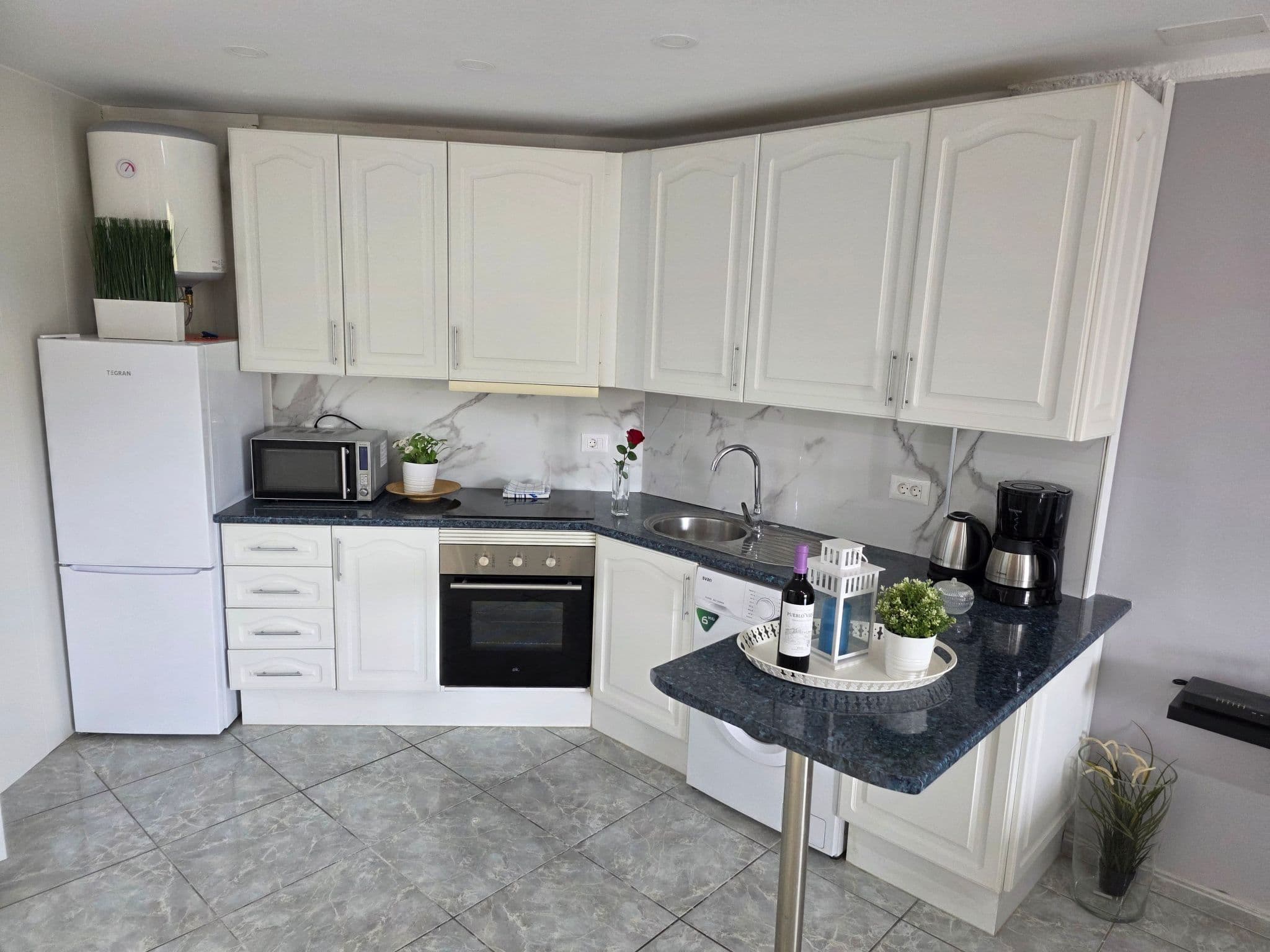 Kitchen / Dining Room