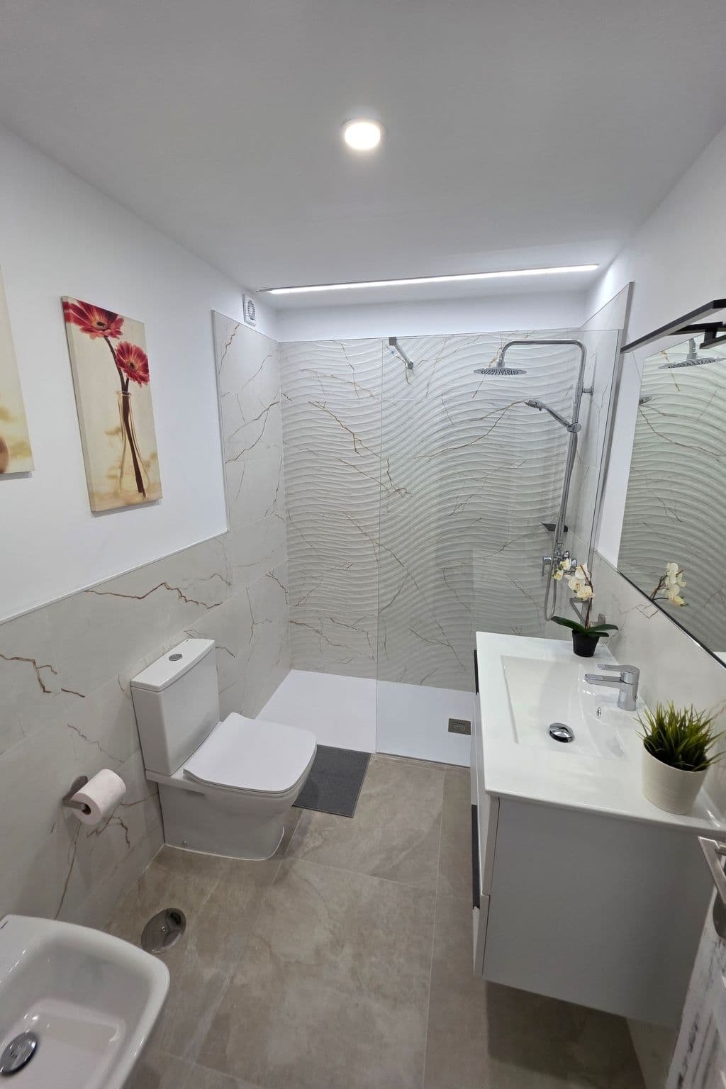 Bathroom / Wellness
