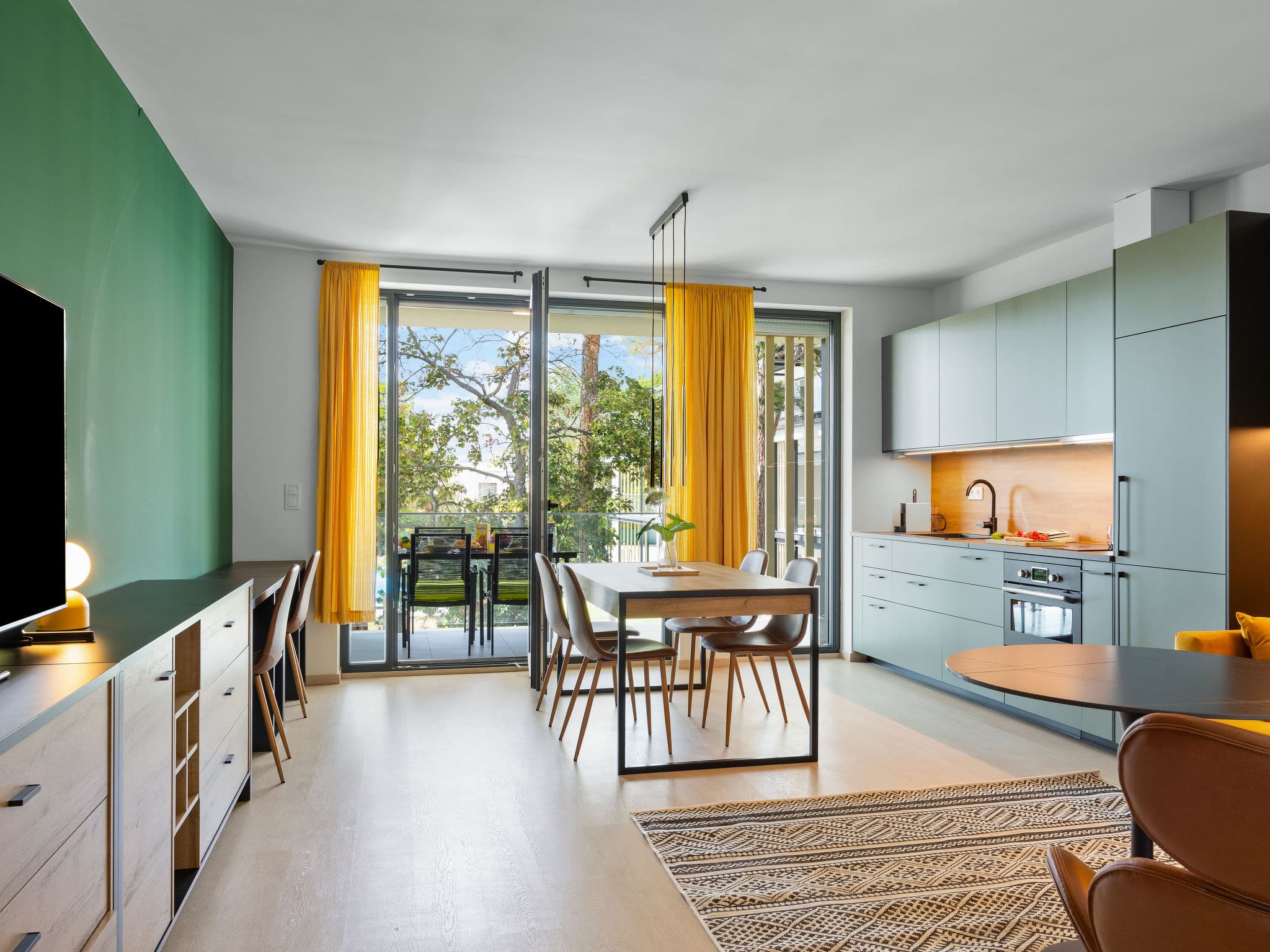 Kitchen / Dining Room