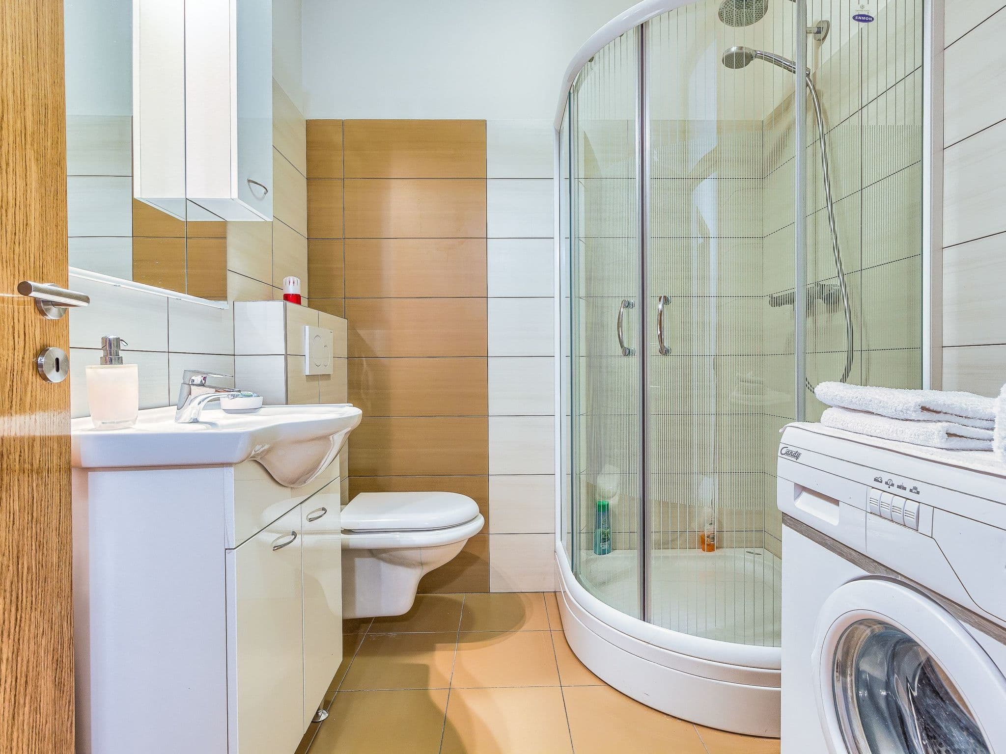 Gallery Image 29