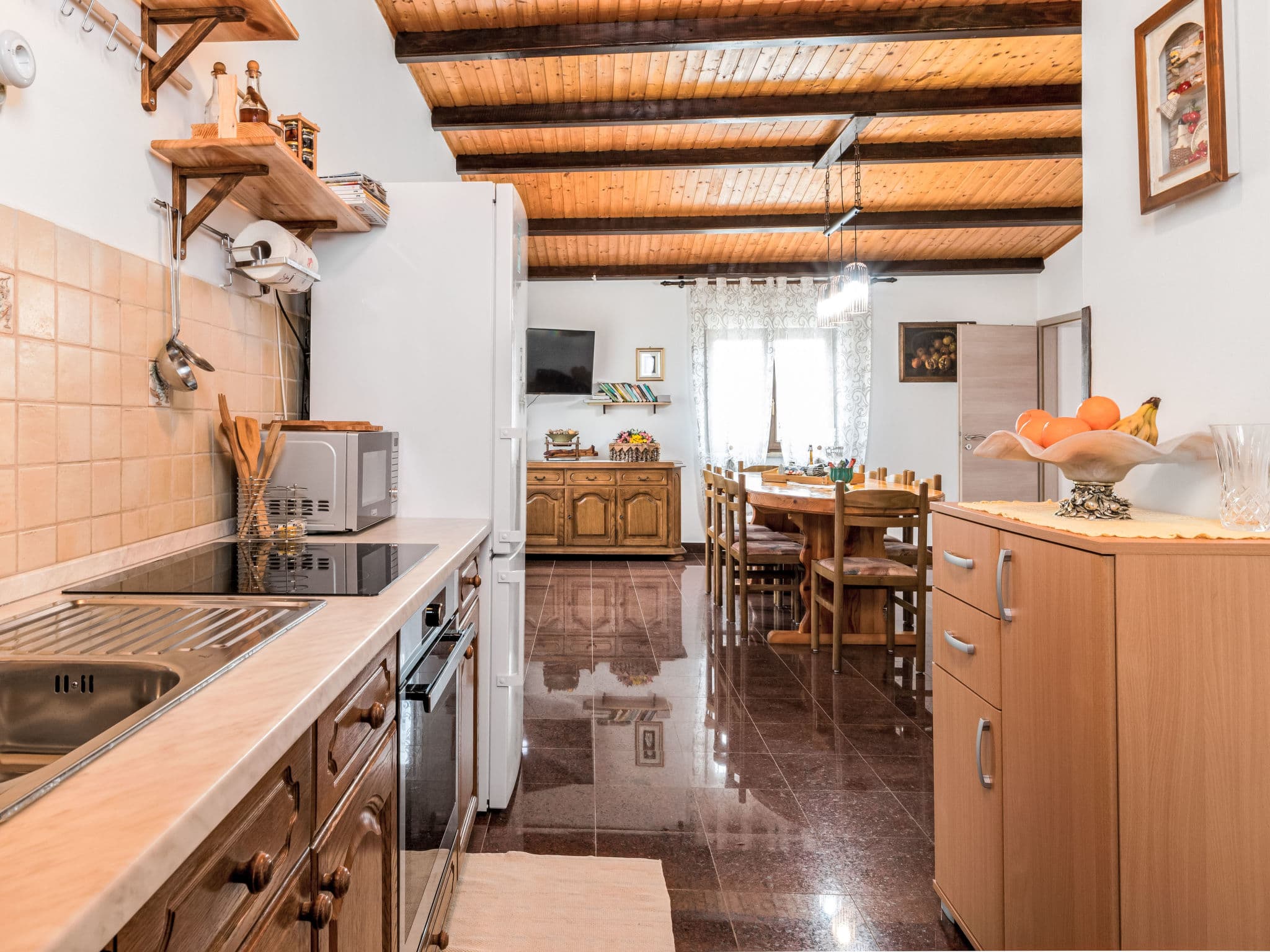 Kitchen / Dining Room