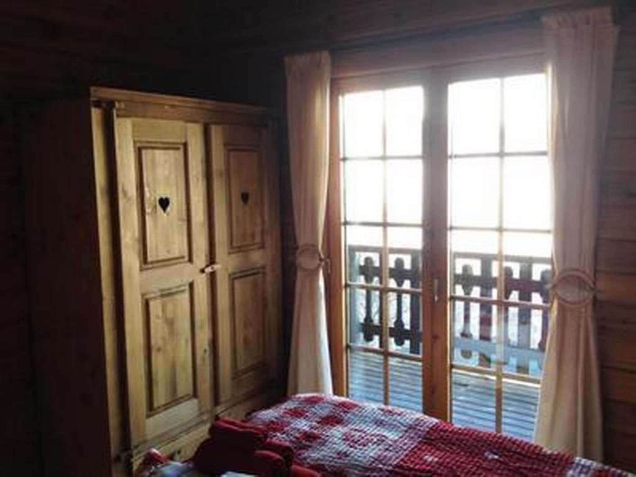 Gallery Image 13