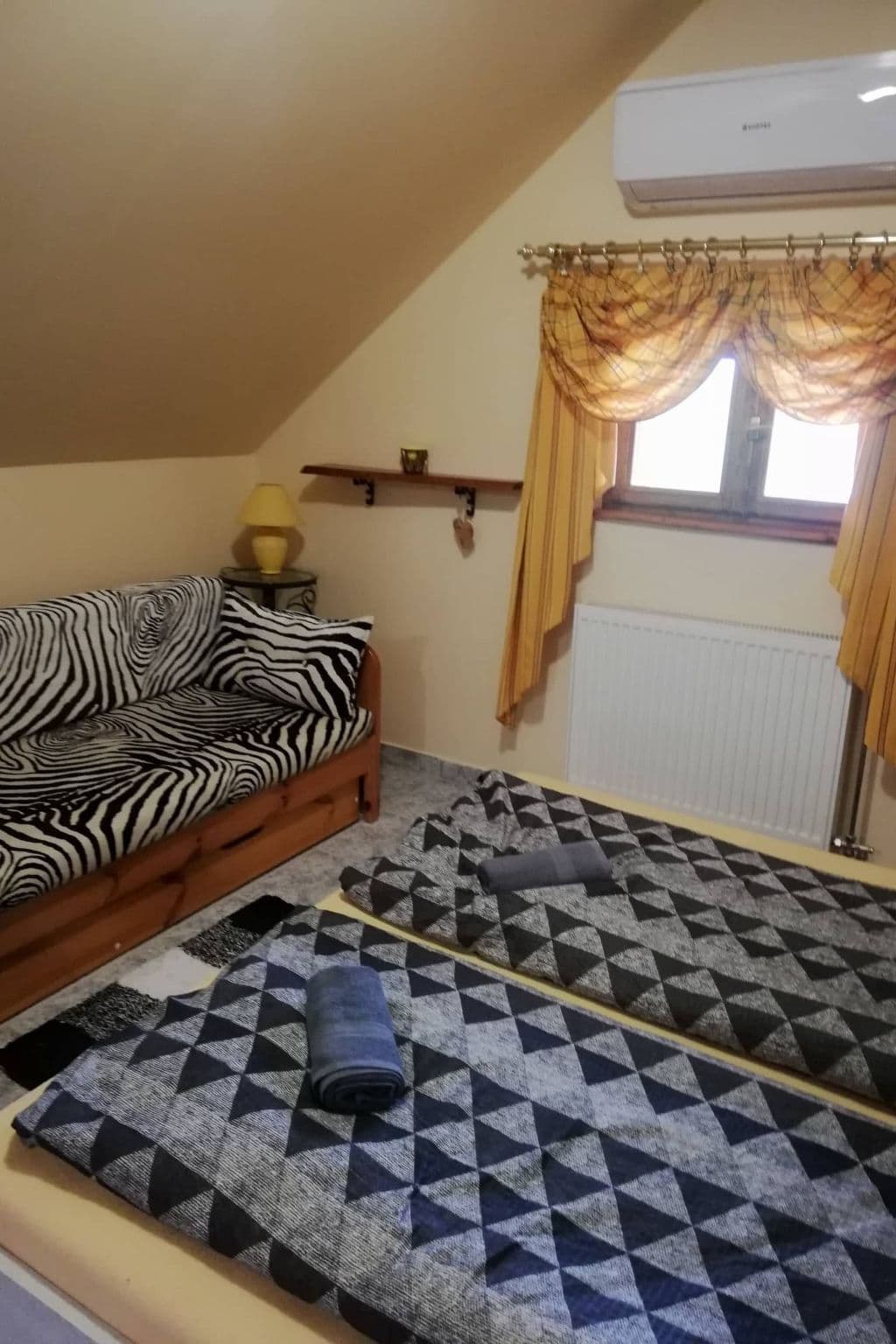 Gallery Image 14