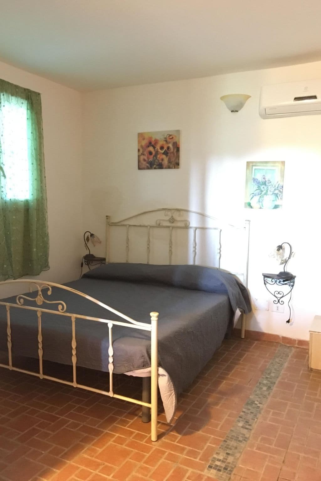 Gallery Image 15