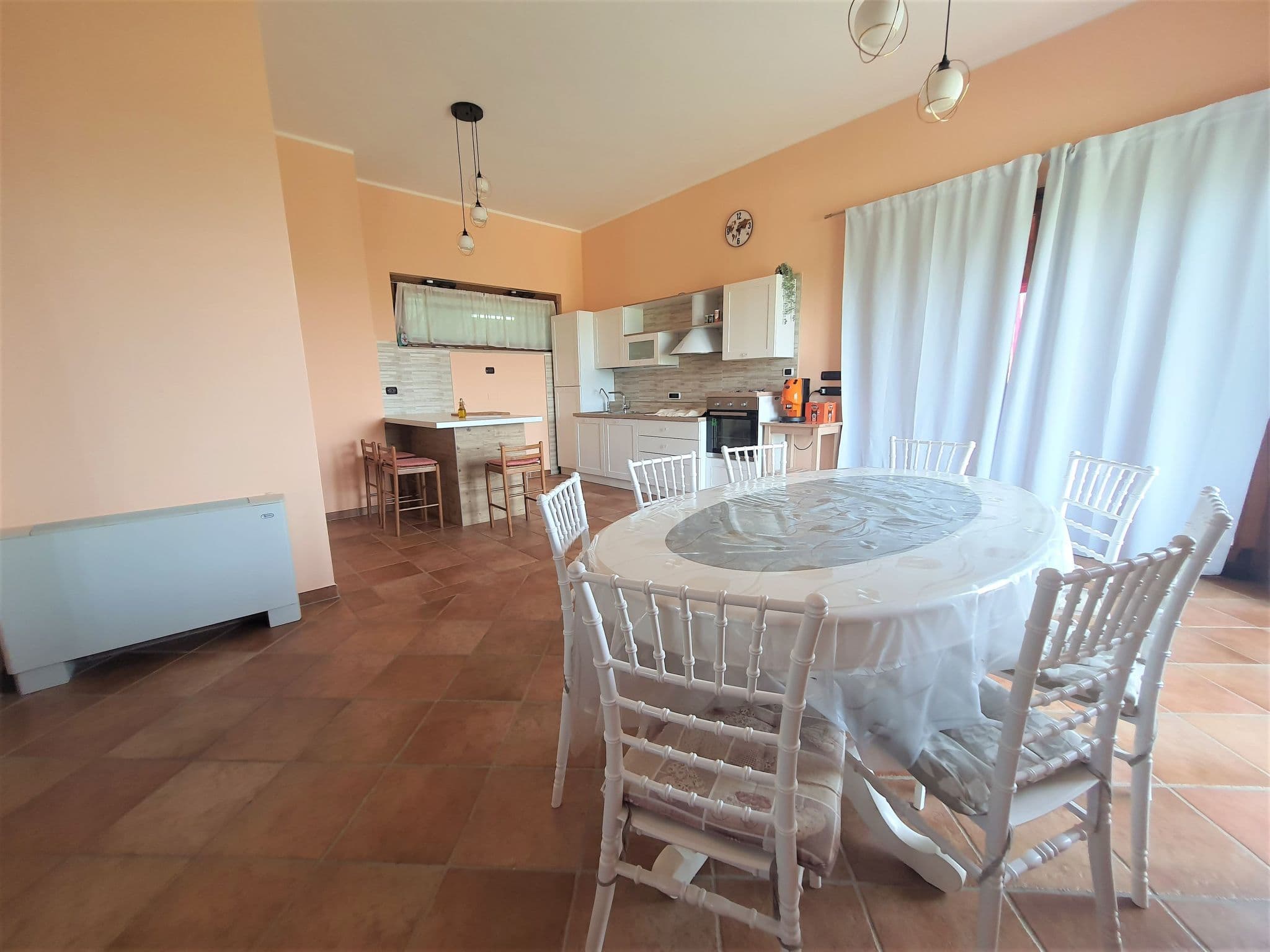 Kitchen / Dining Room