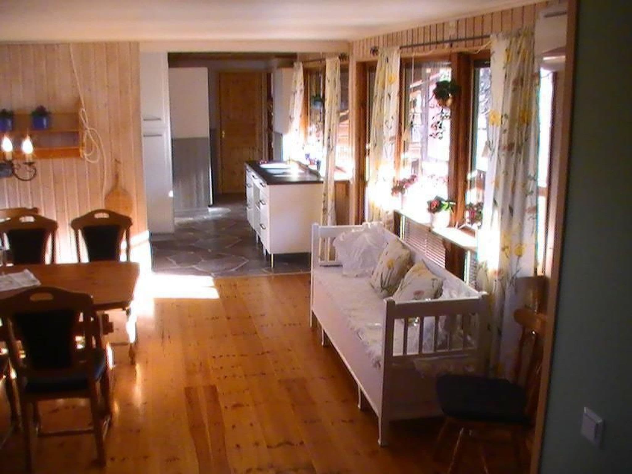Gallery Image 13