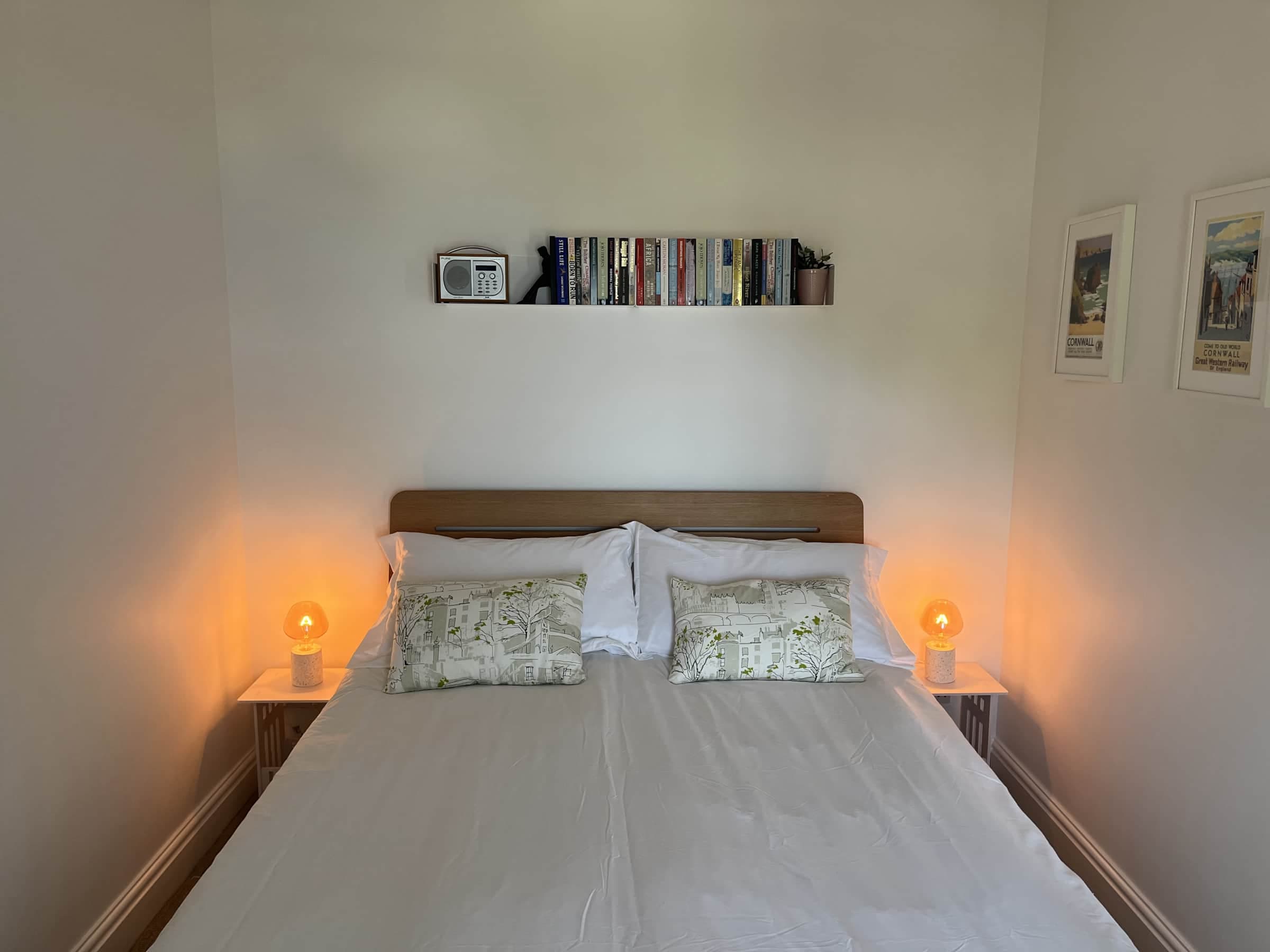 Front bedroom 