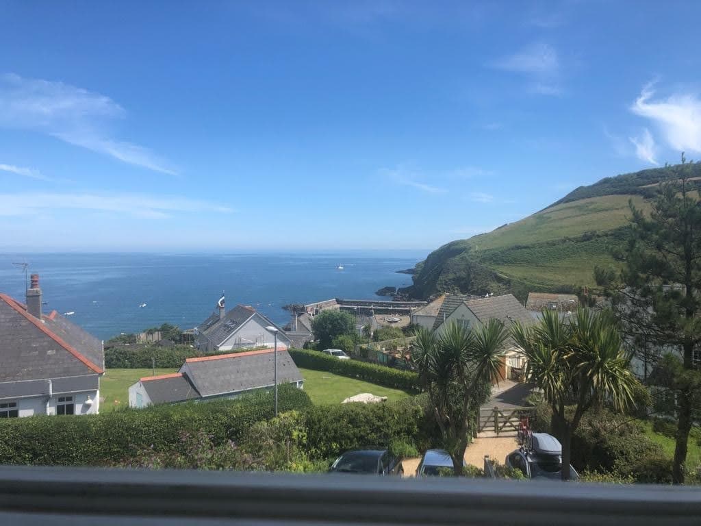 Front bedroom view