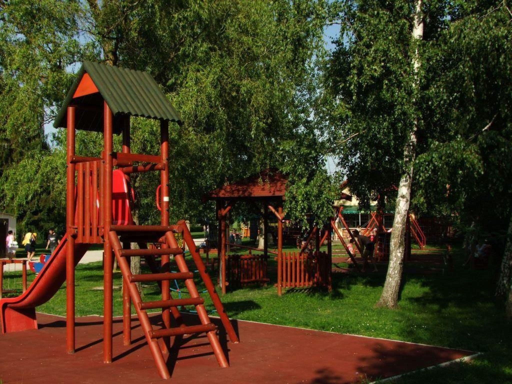 Gallery Image 15