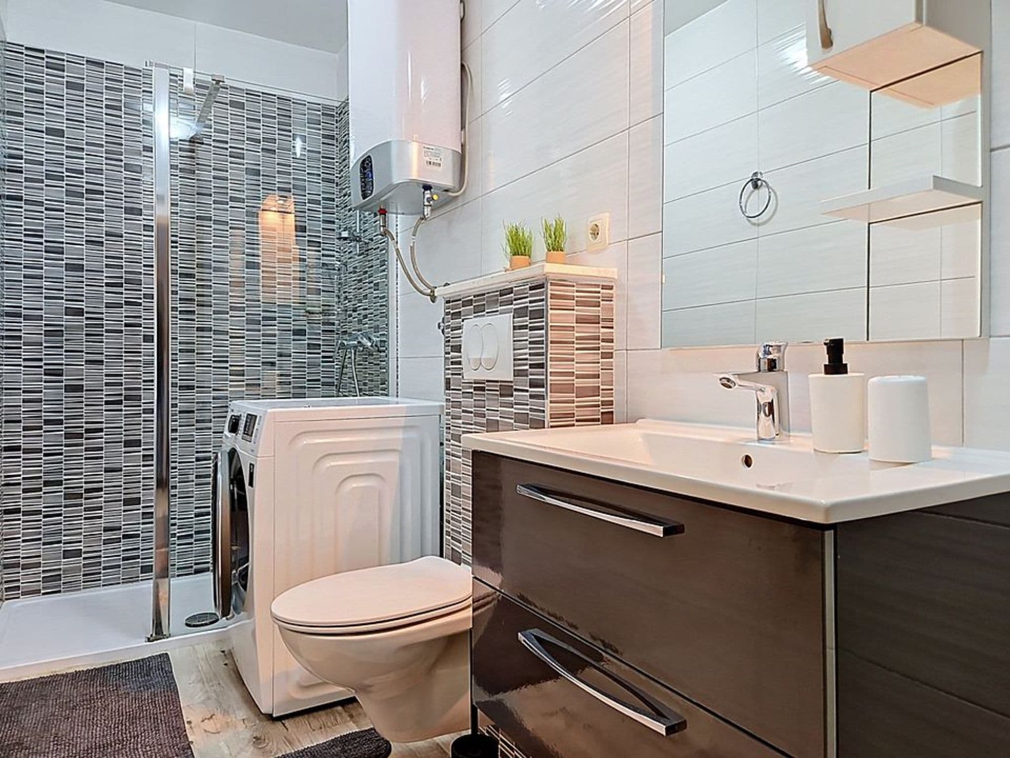 Bathroom / Wellness