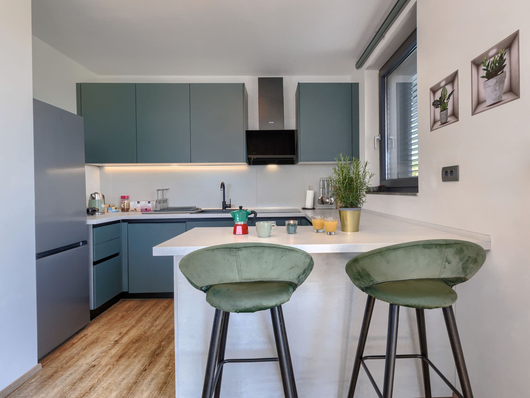 Kitchen / Dining Room