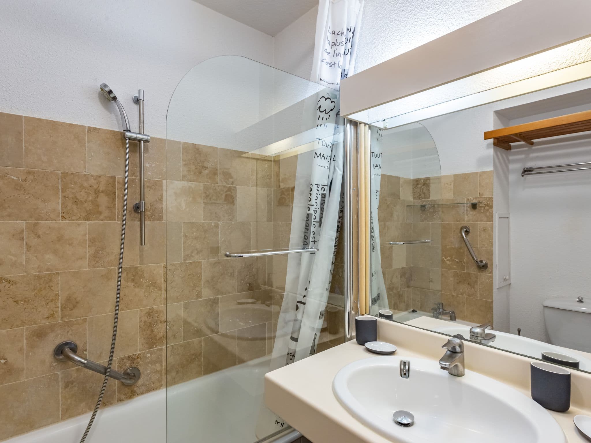 Bathroom / Wellness