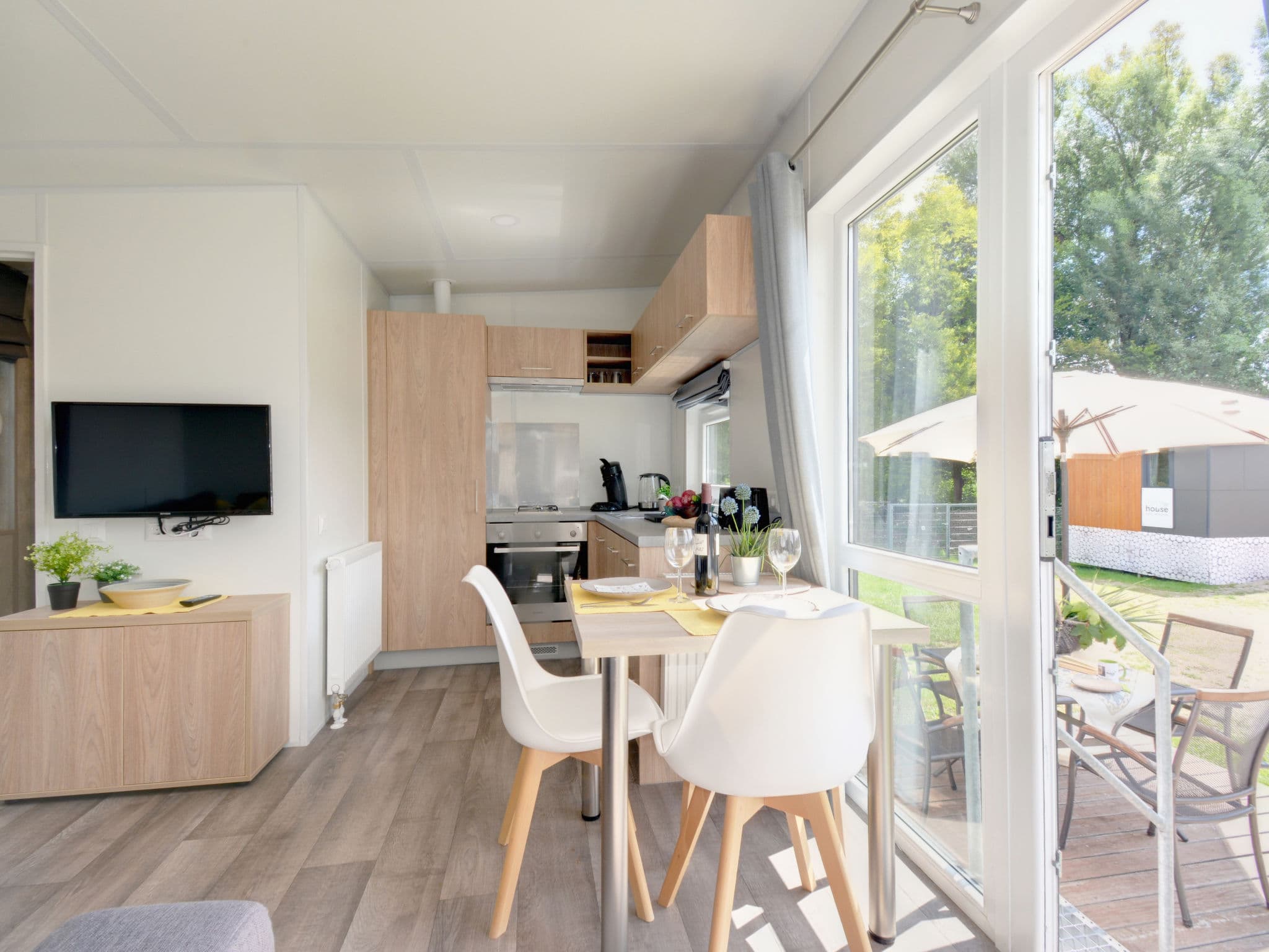 Kitchen / Dining Room