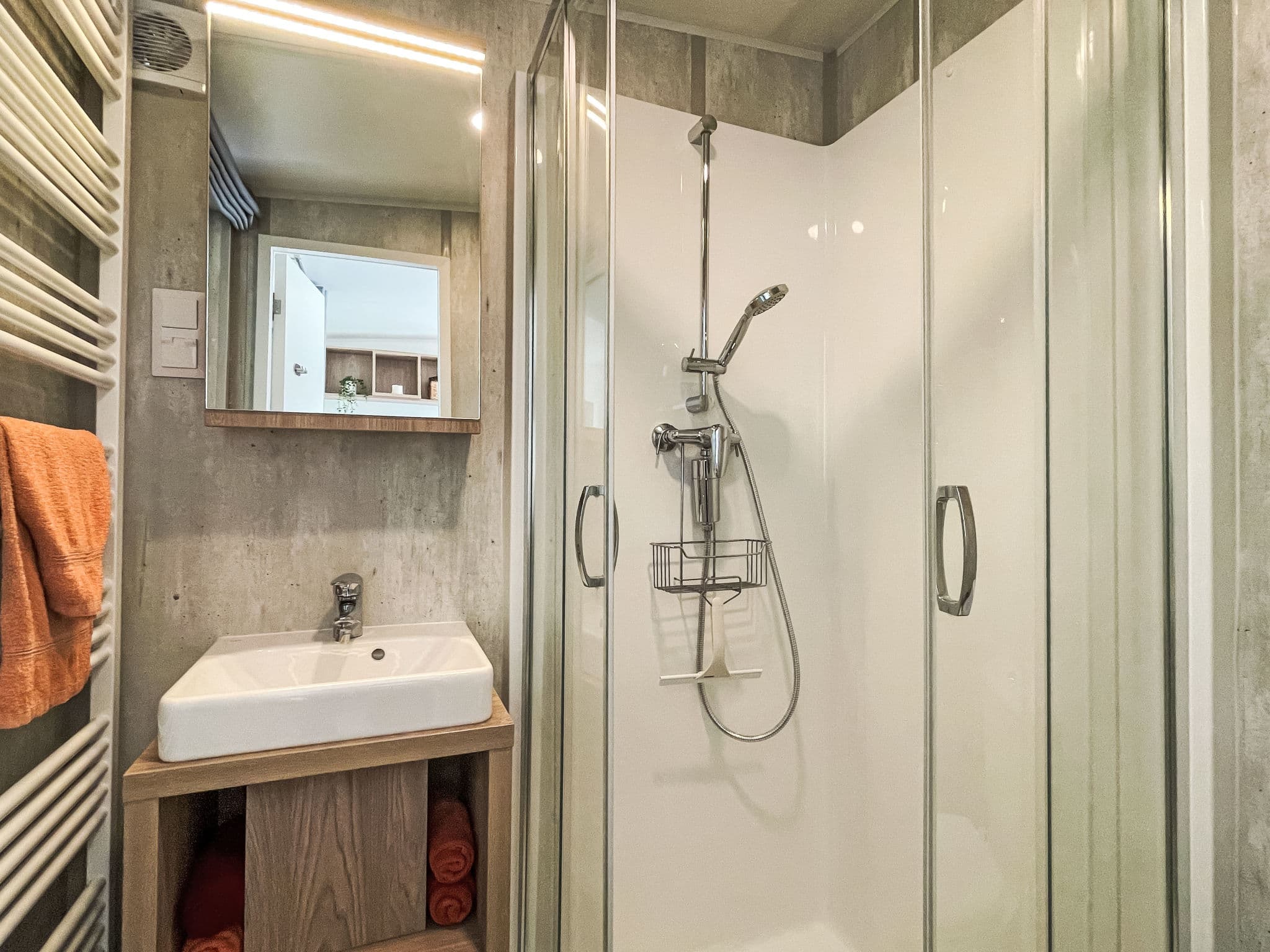 Bathroom / Wellness