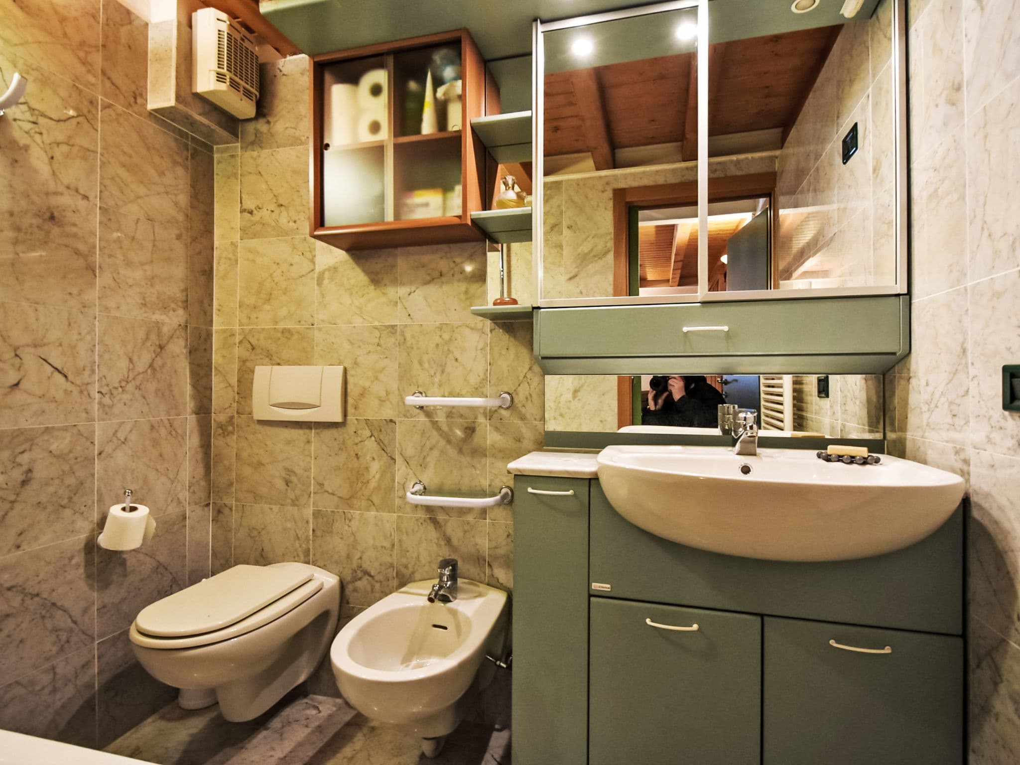 Bathroom / Wellness