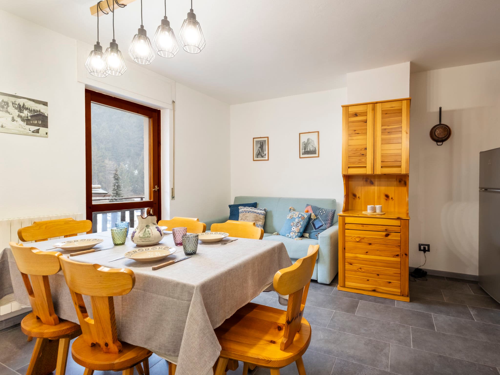 Kitchen / Dining Room