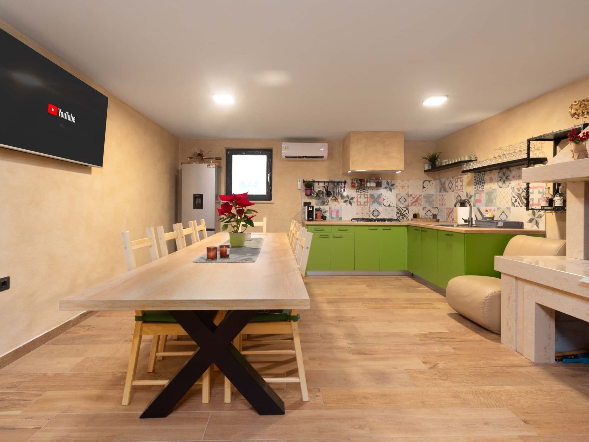 Kitchen / Dining Room