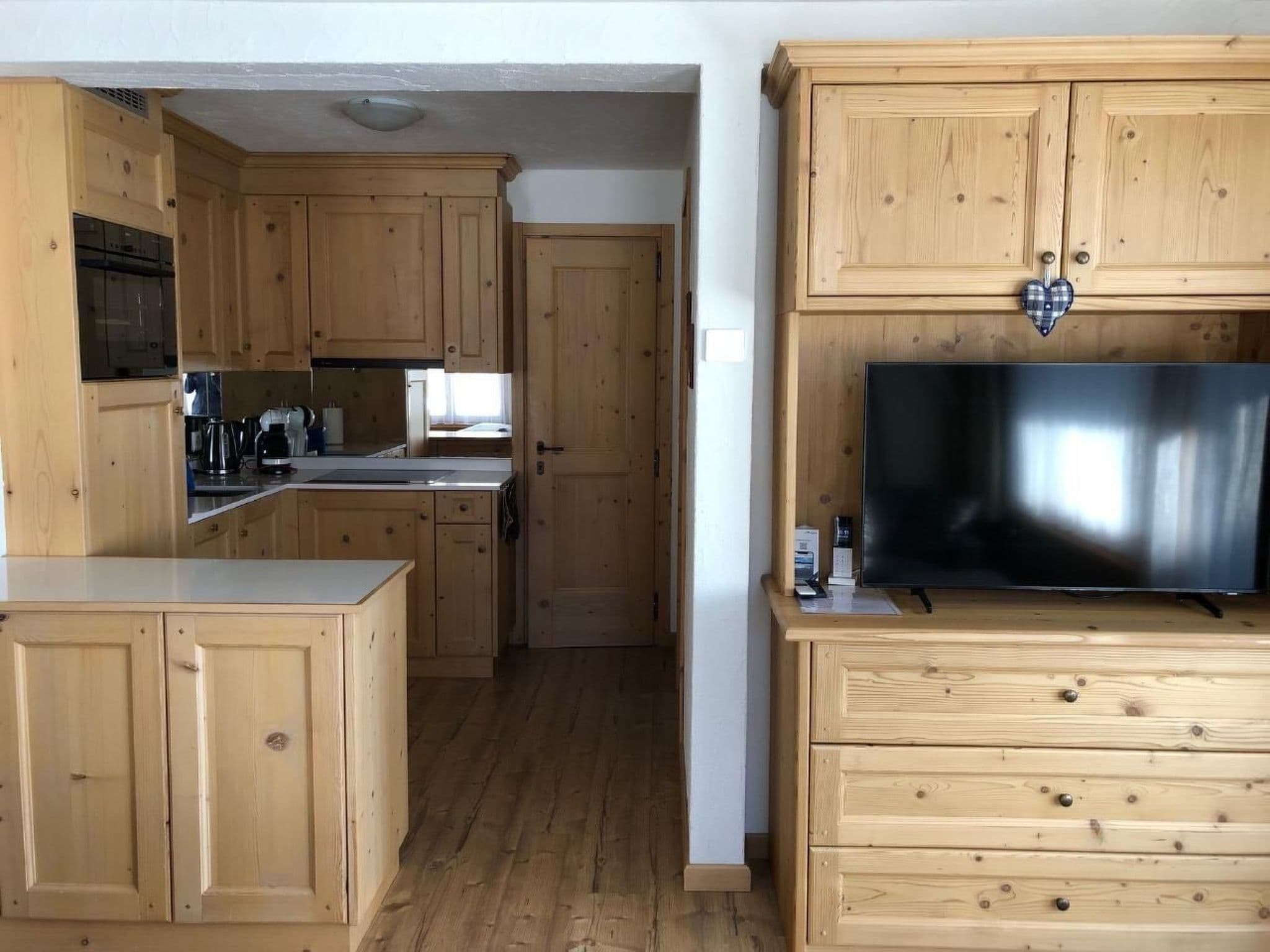 Gallery Image 16