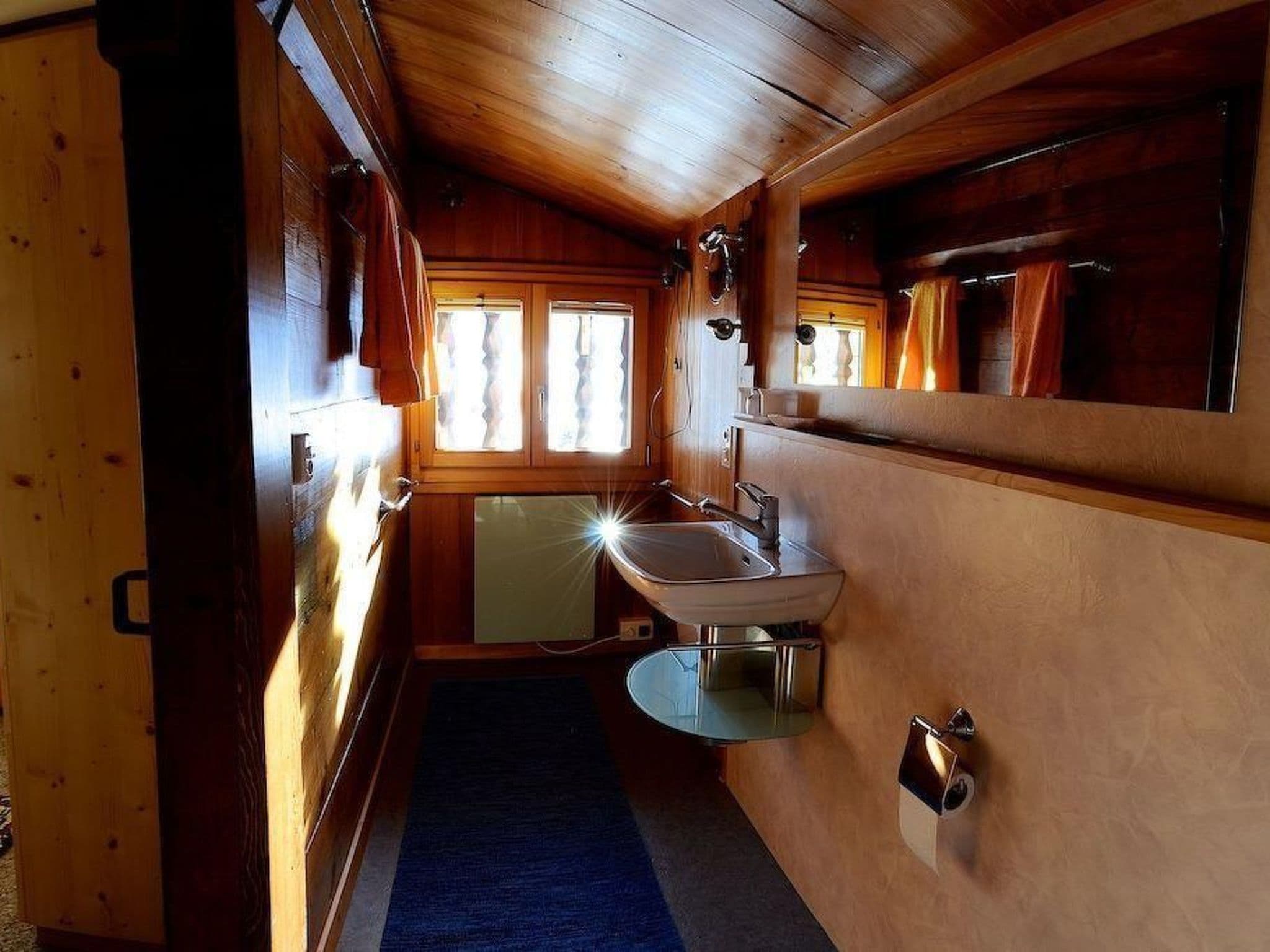 Gallery Image 9