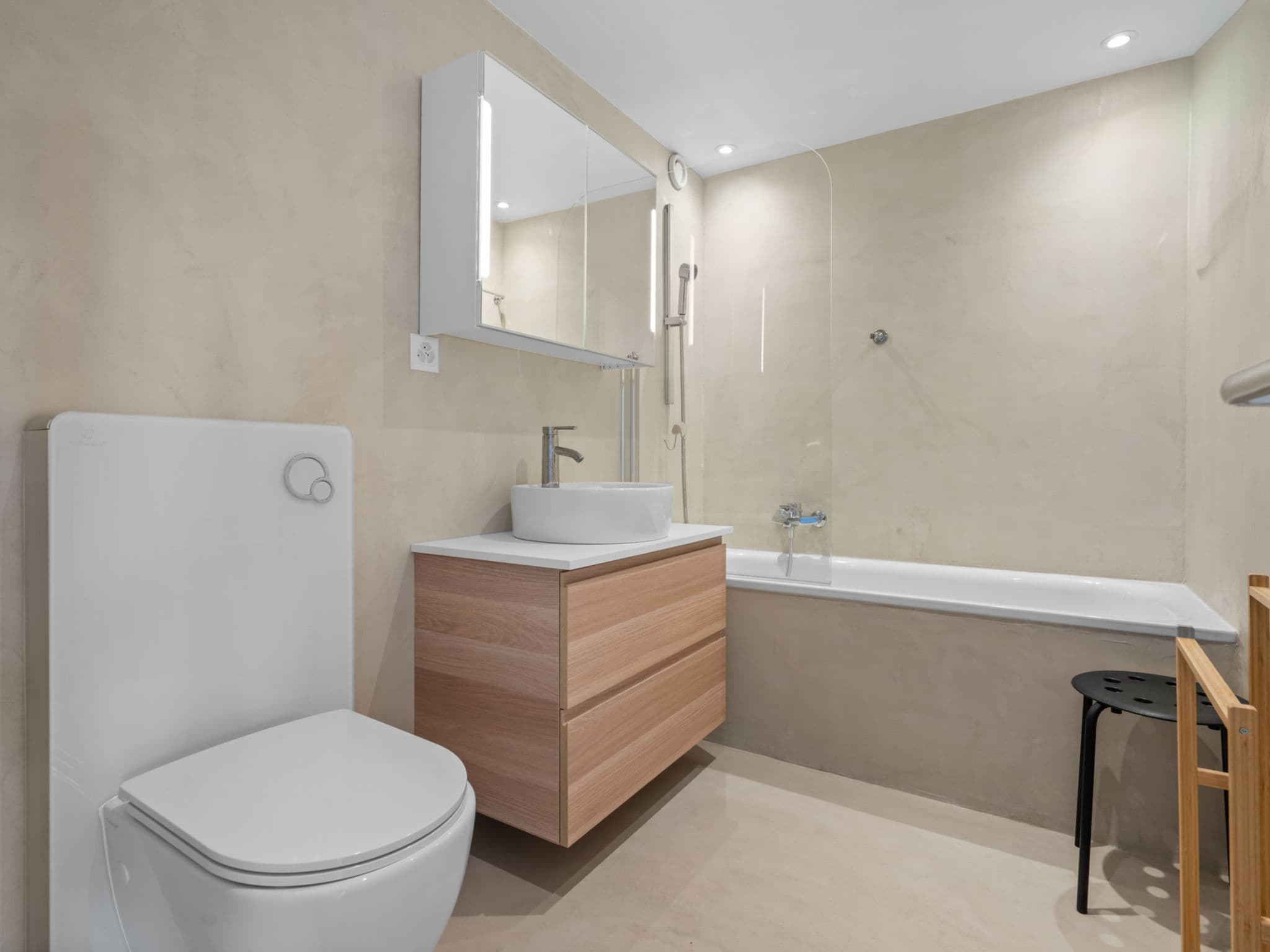 Bathroom / Wellness