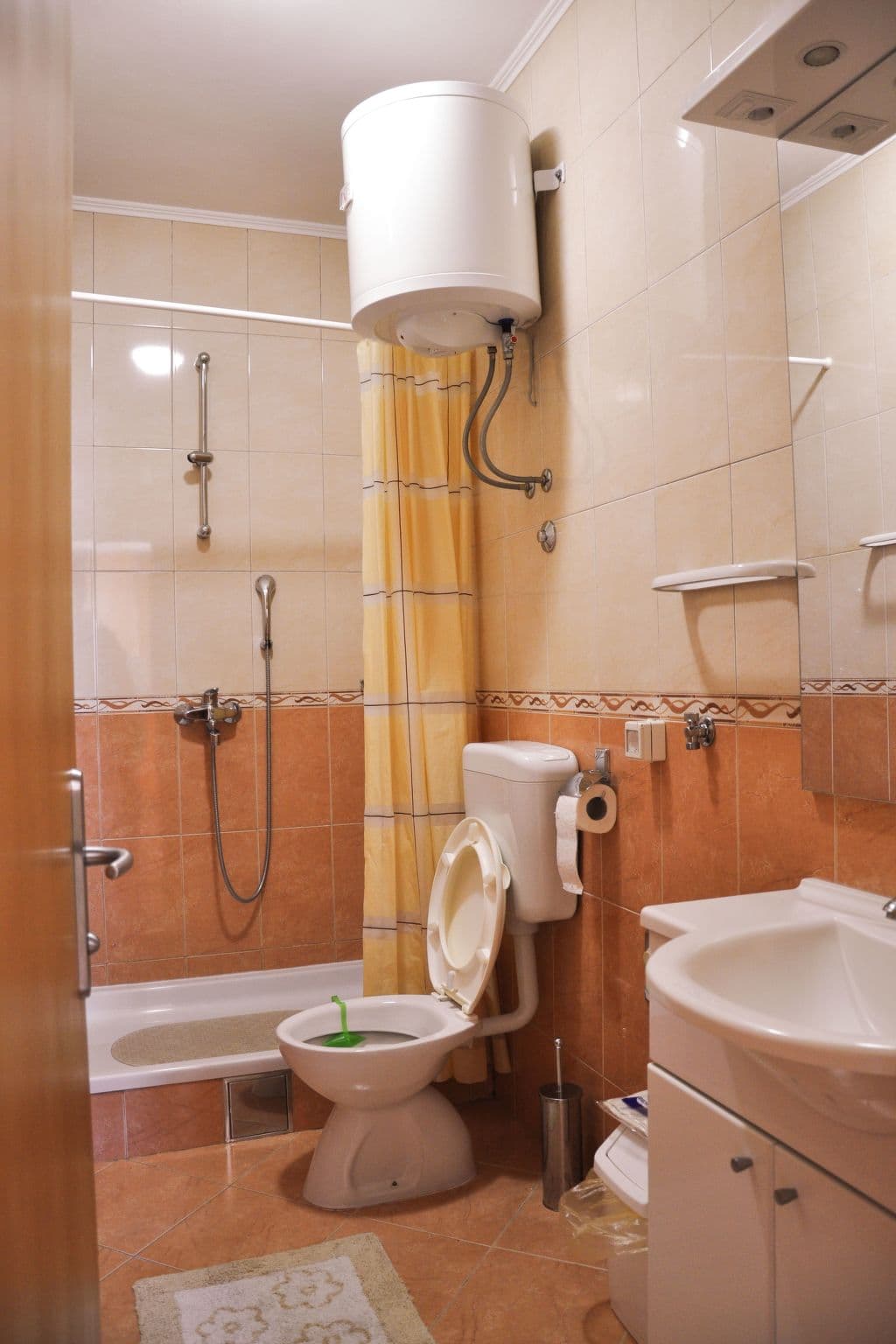 Bathroom / Wellness
