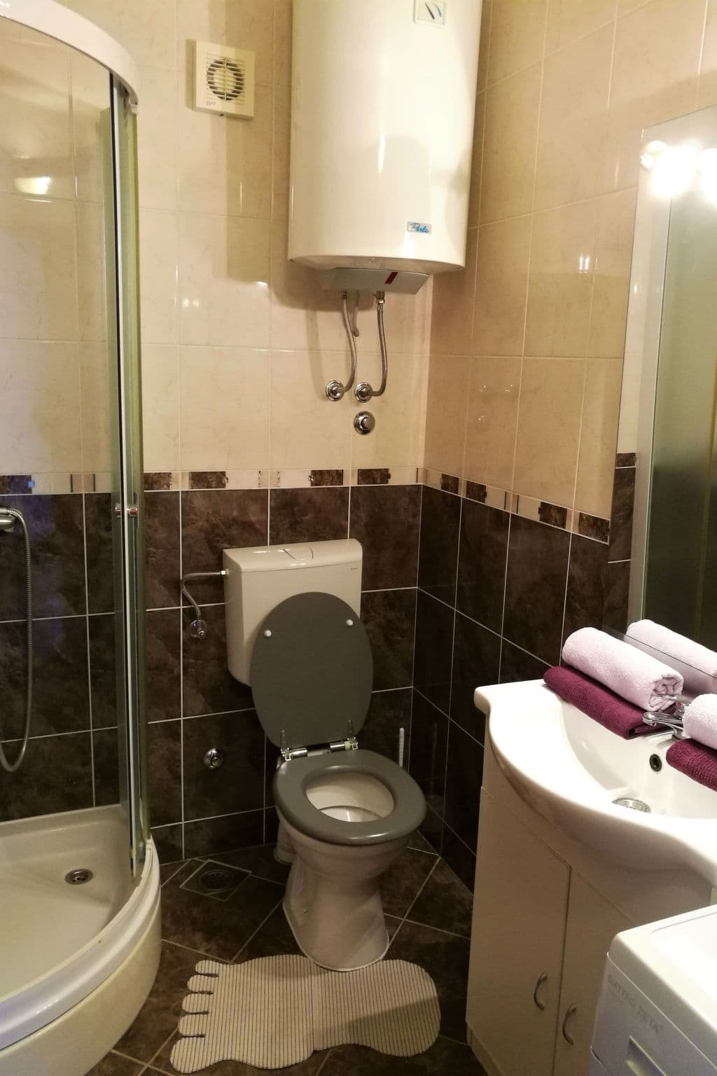 Bathroom / Wellness