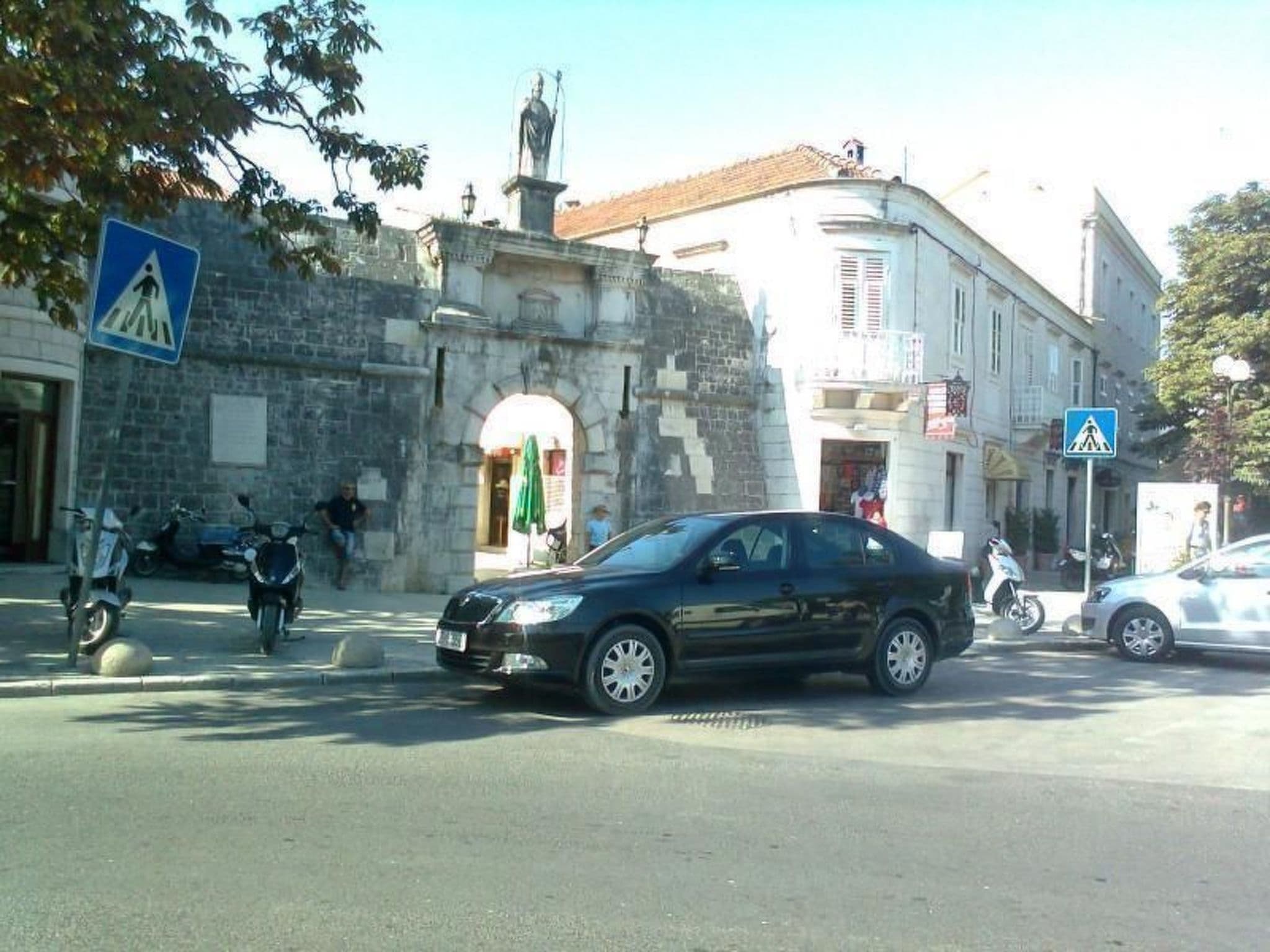 Gallery Image 25