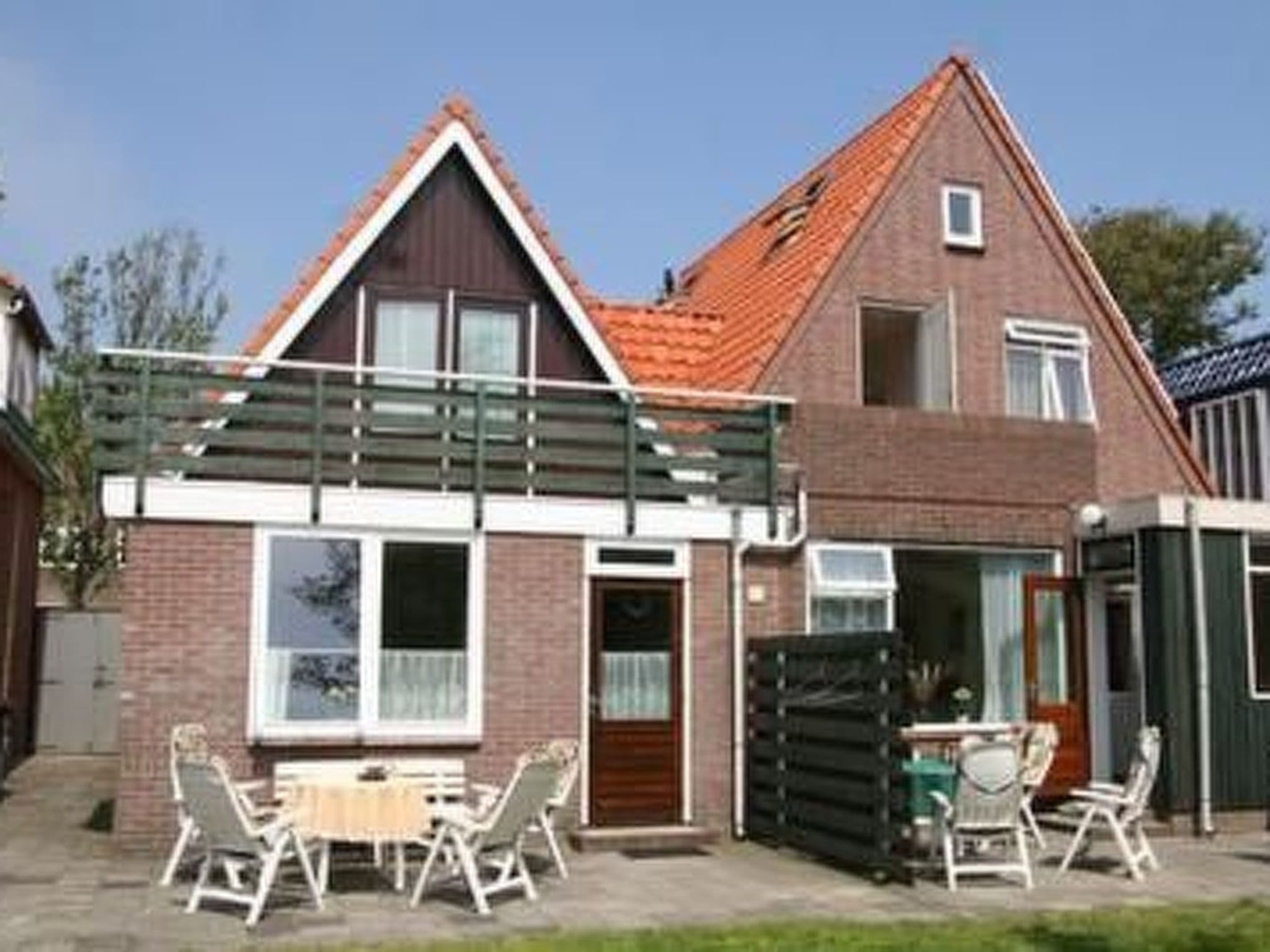 Gallery Image 16