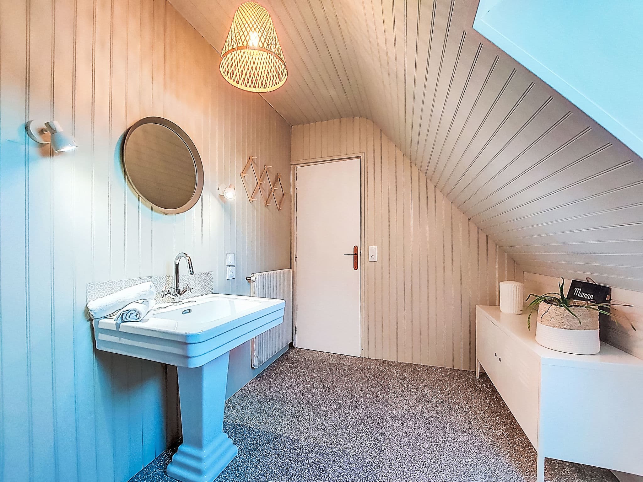Bathroom / Wellness