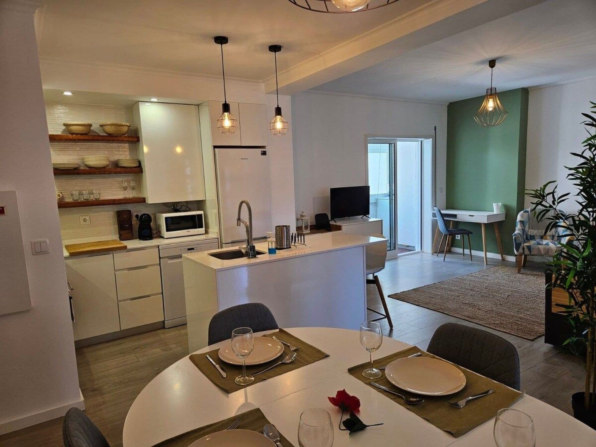 Kitchen / Dining Room