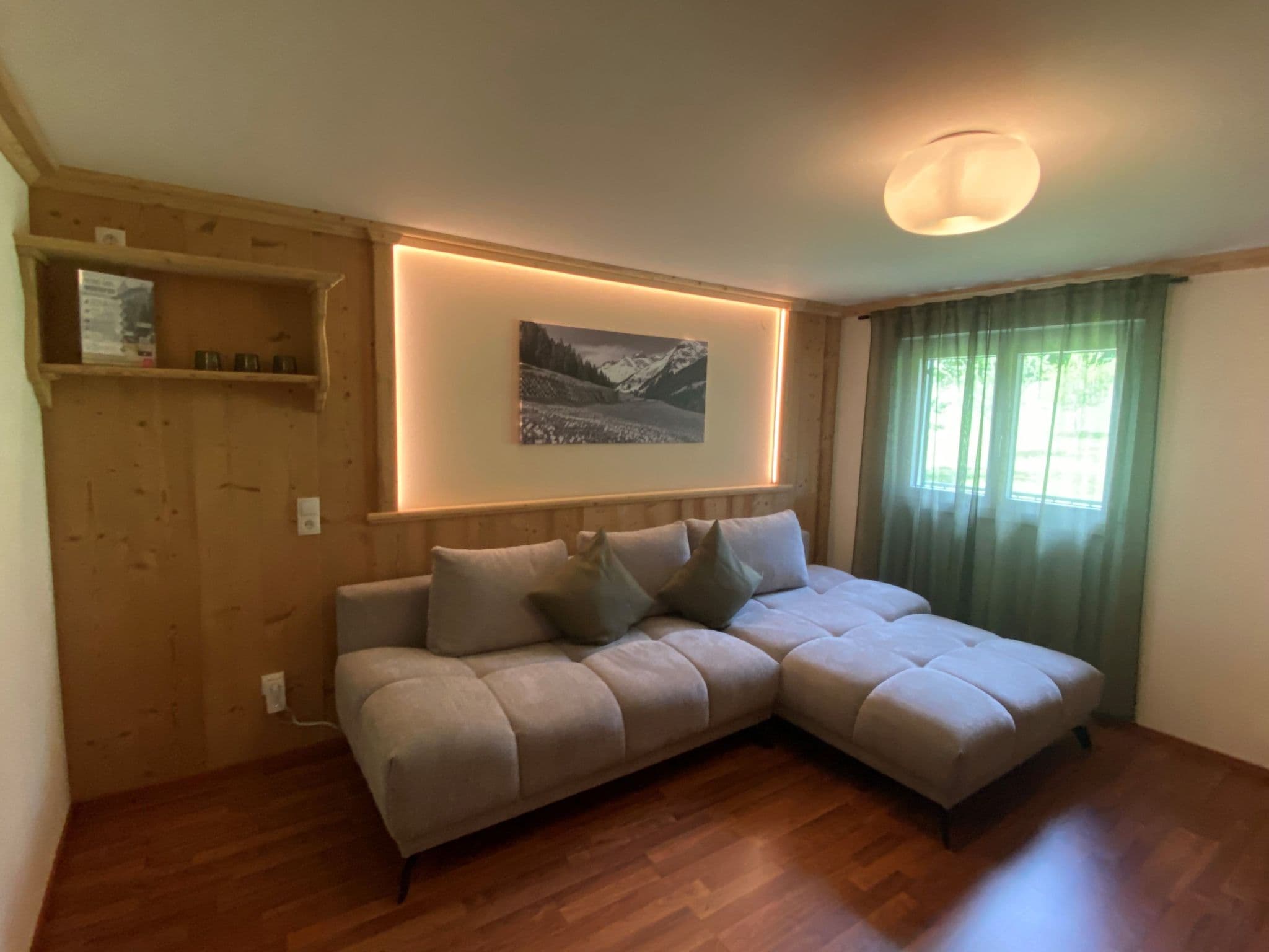 Gallery Image 9
