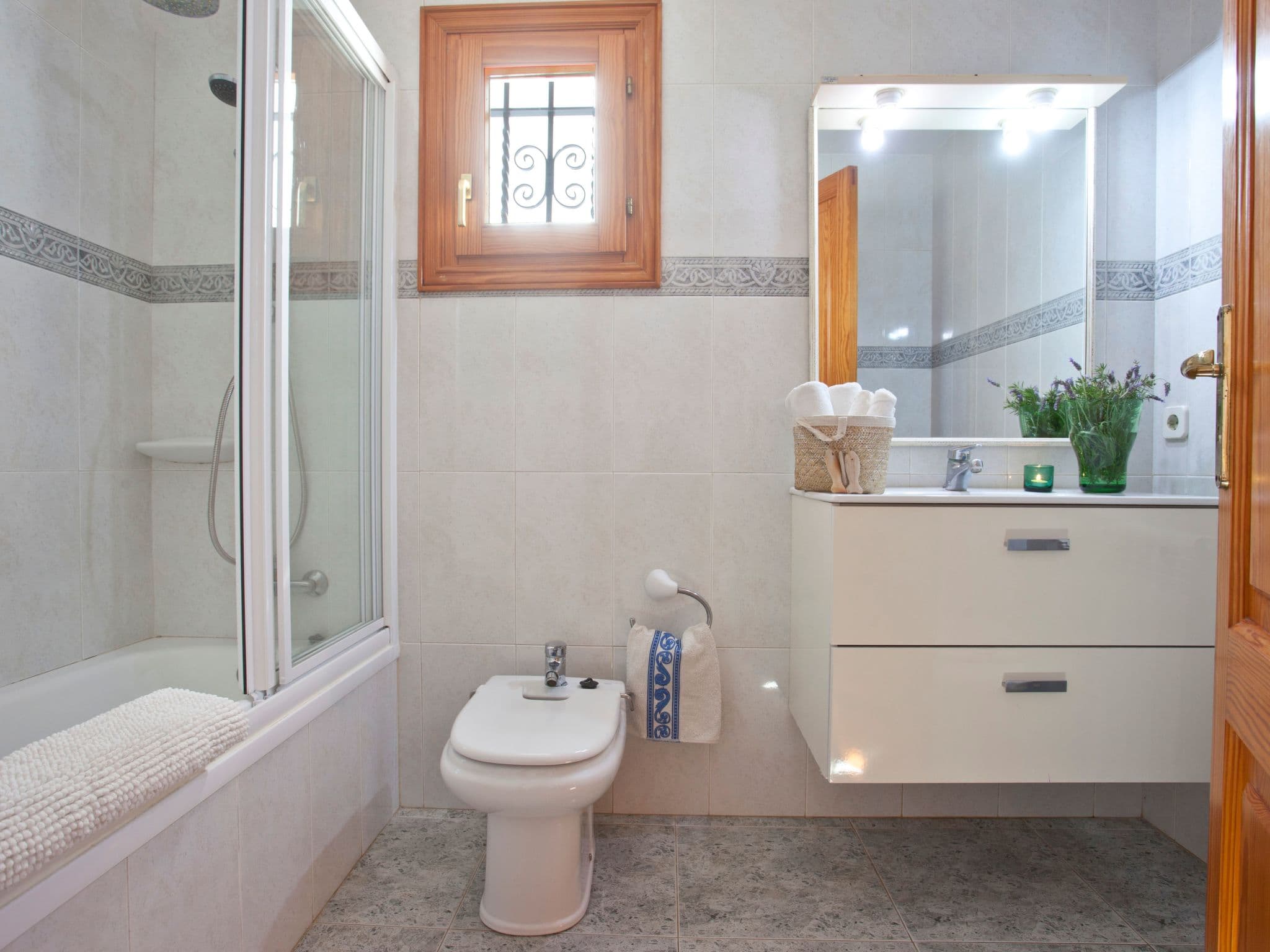 Bathroom / Wellness