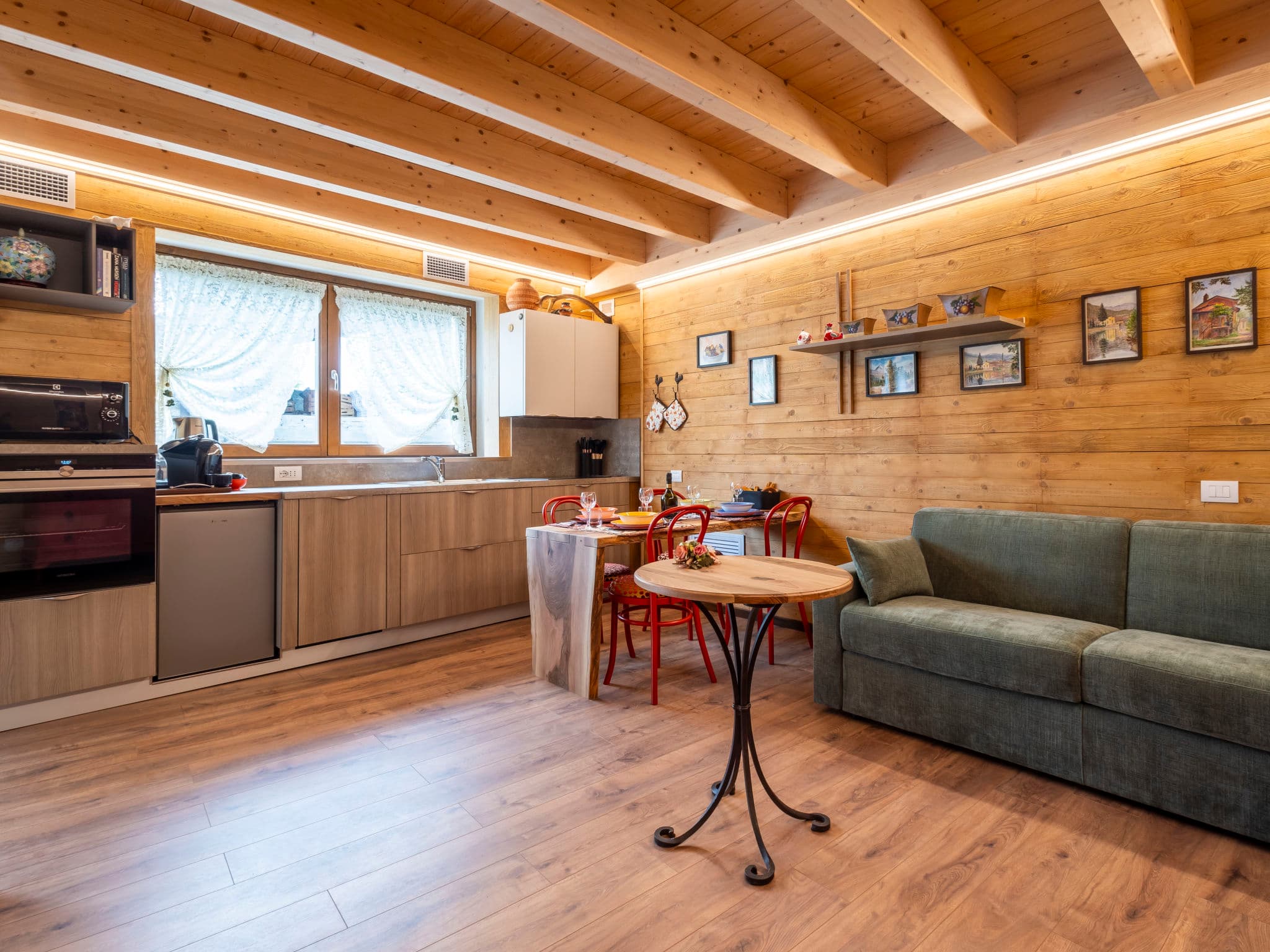 Kitchen / Dining Room